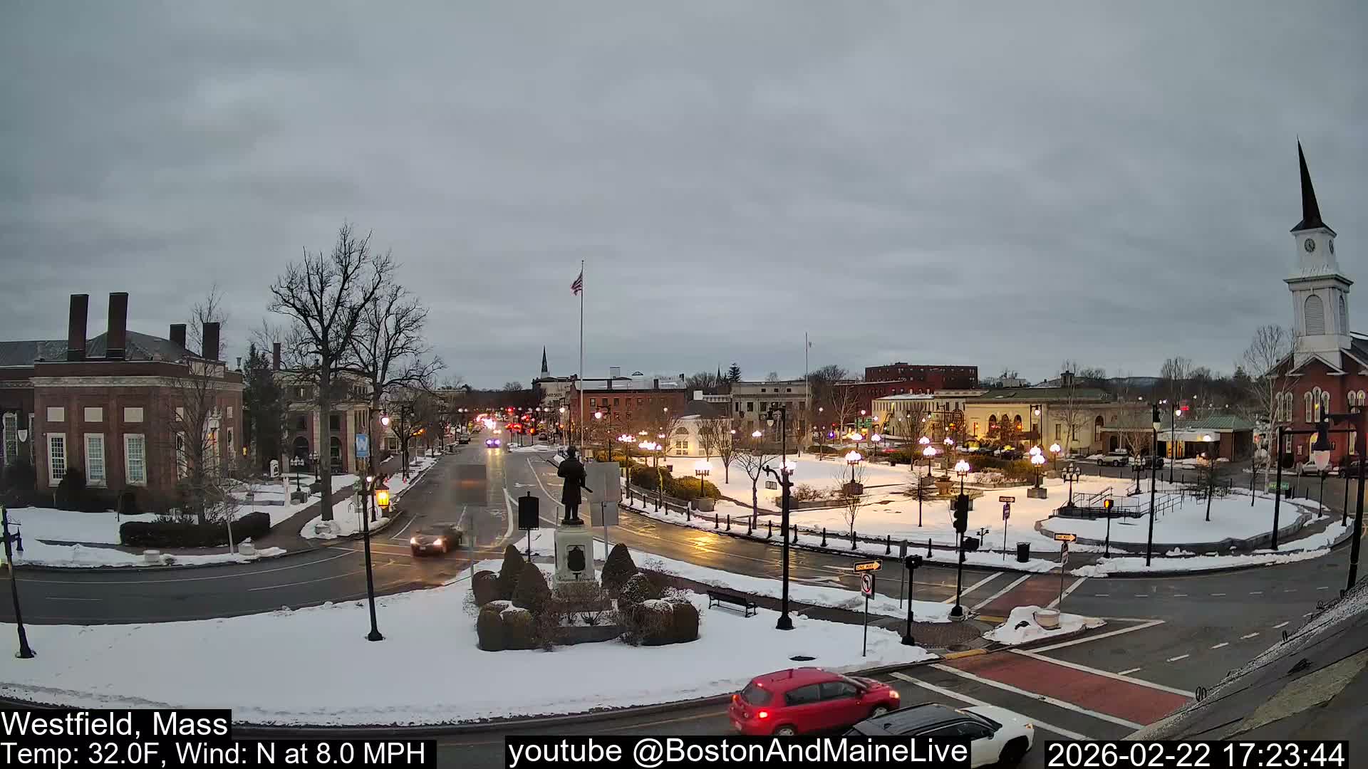 Westfield, Park Square Live  Cam - Westfield, Massachusetts USA