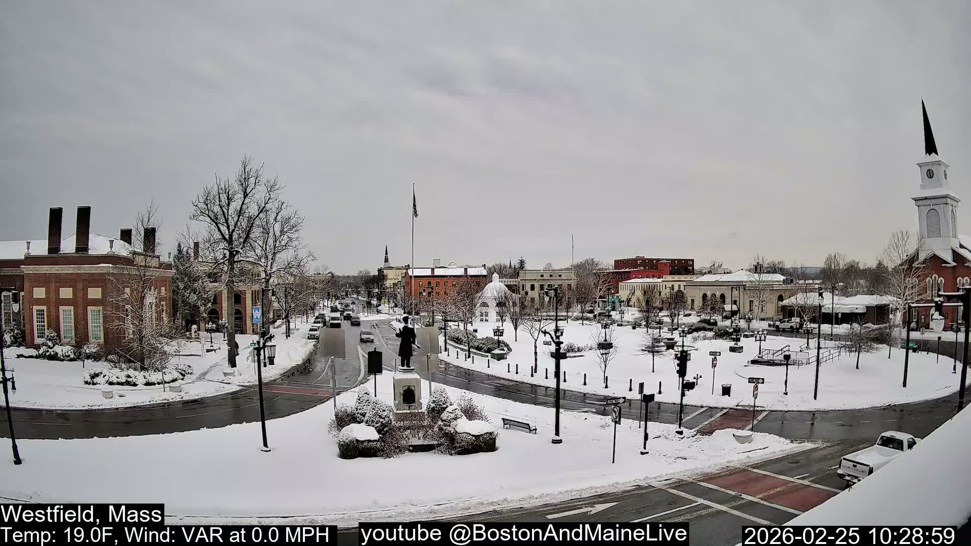 Westfield, Park Square Live  Cam - Westfield, Massachusetts USA