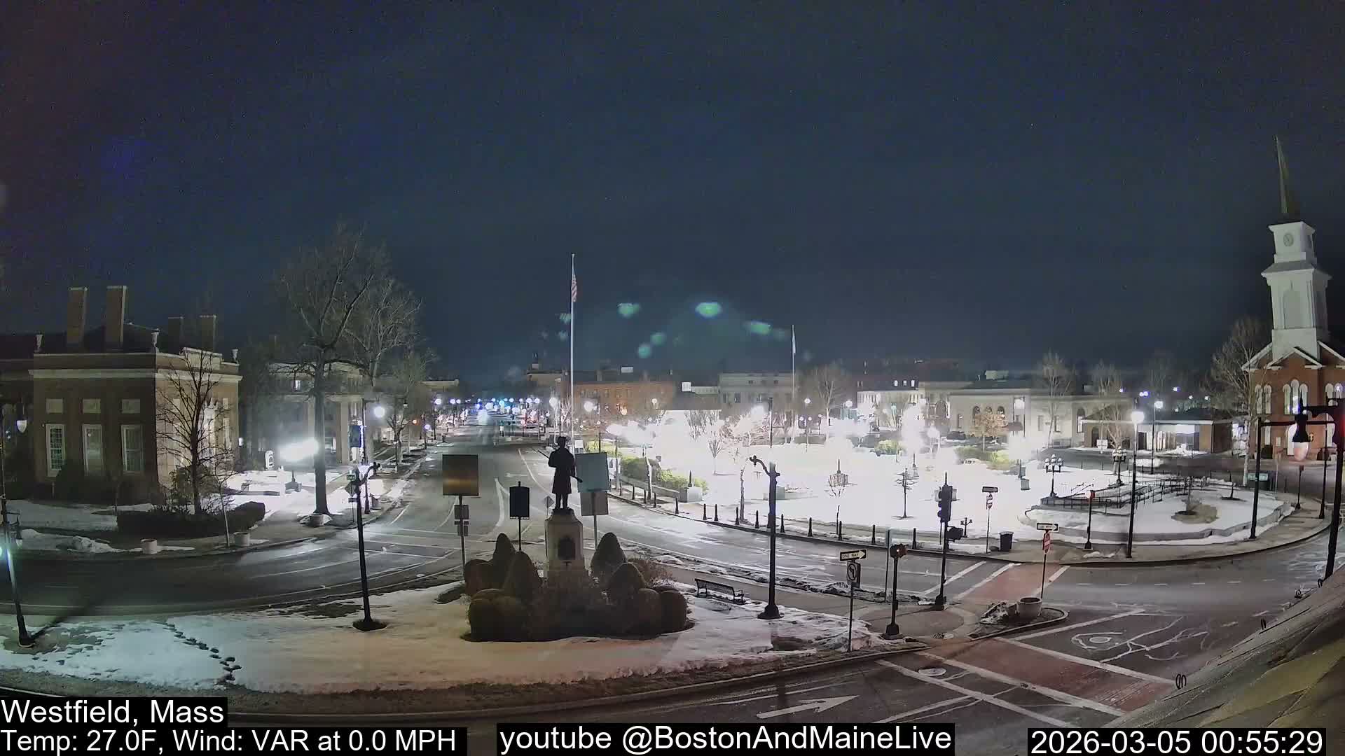 Westfield, Park Square Live  Cam - Westfield, Massachusetts USA