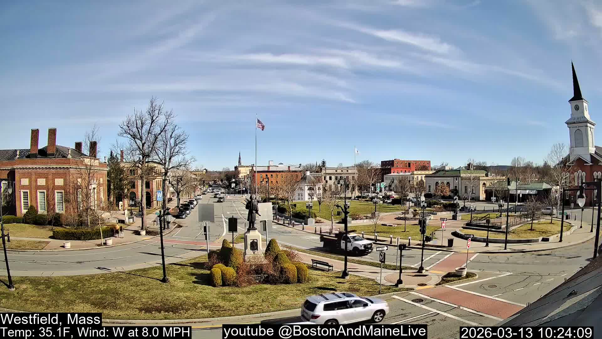 Westfield, Park Square Live  Cam - Westfield, Massachusetts USA