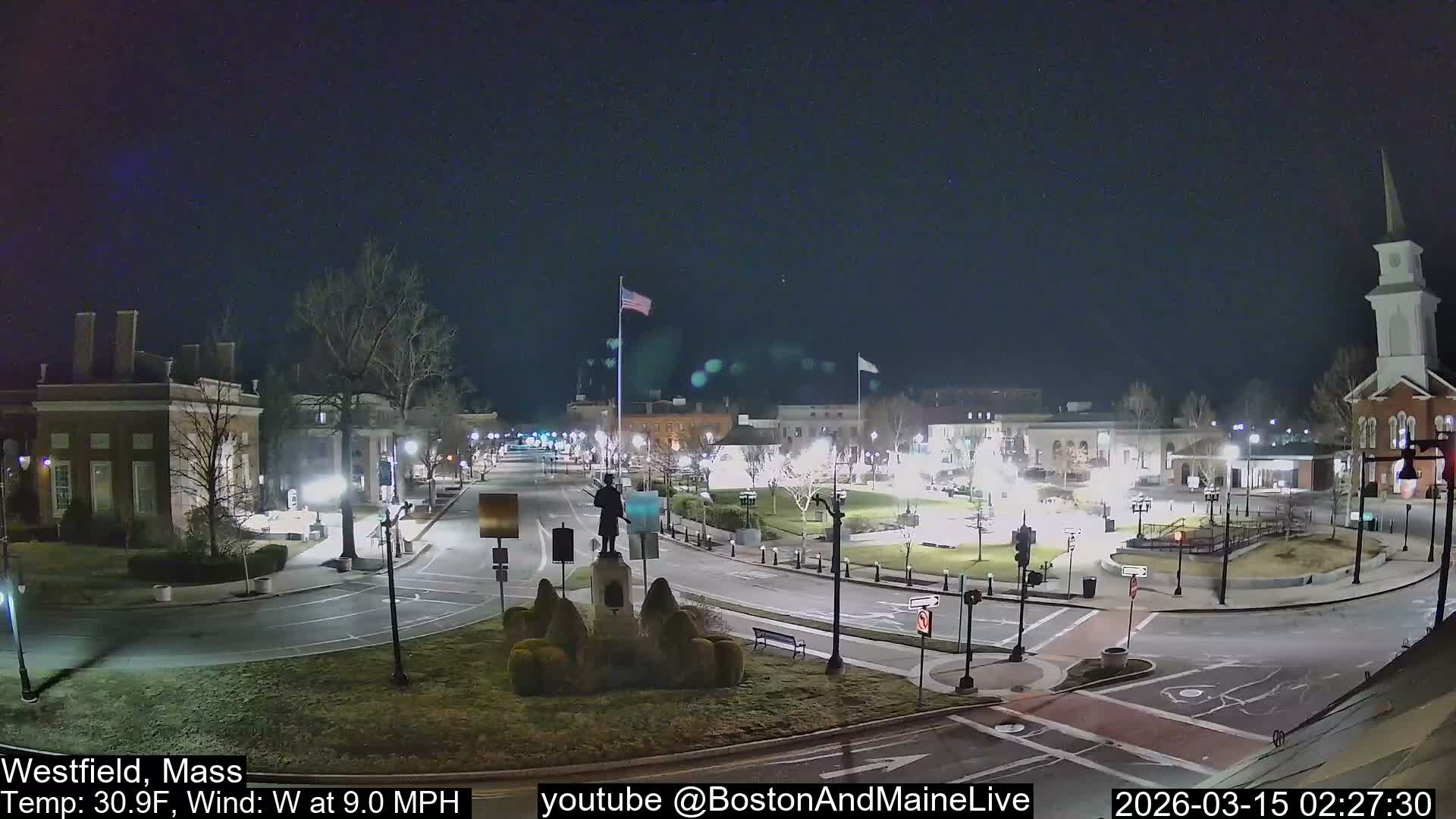 Westfield, Park Square Live  Cam - Westfield, Massachusetts USA