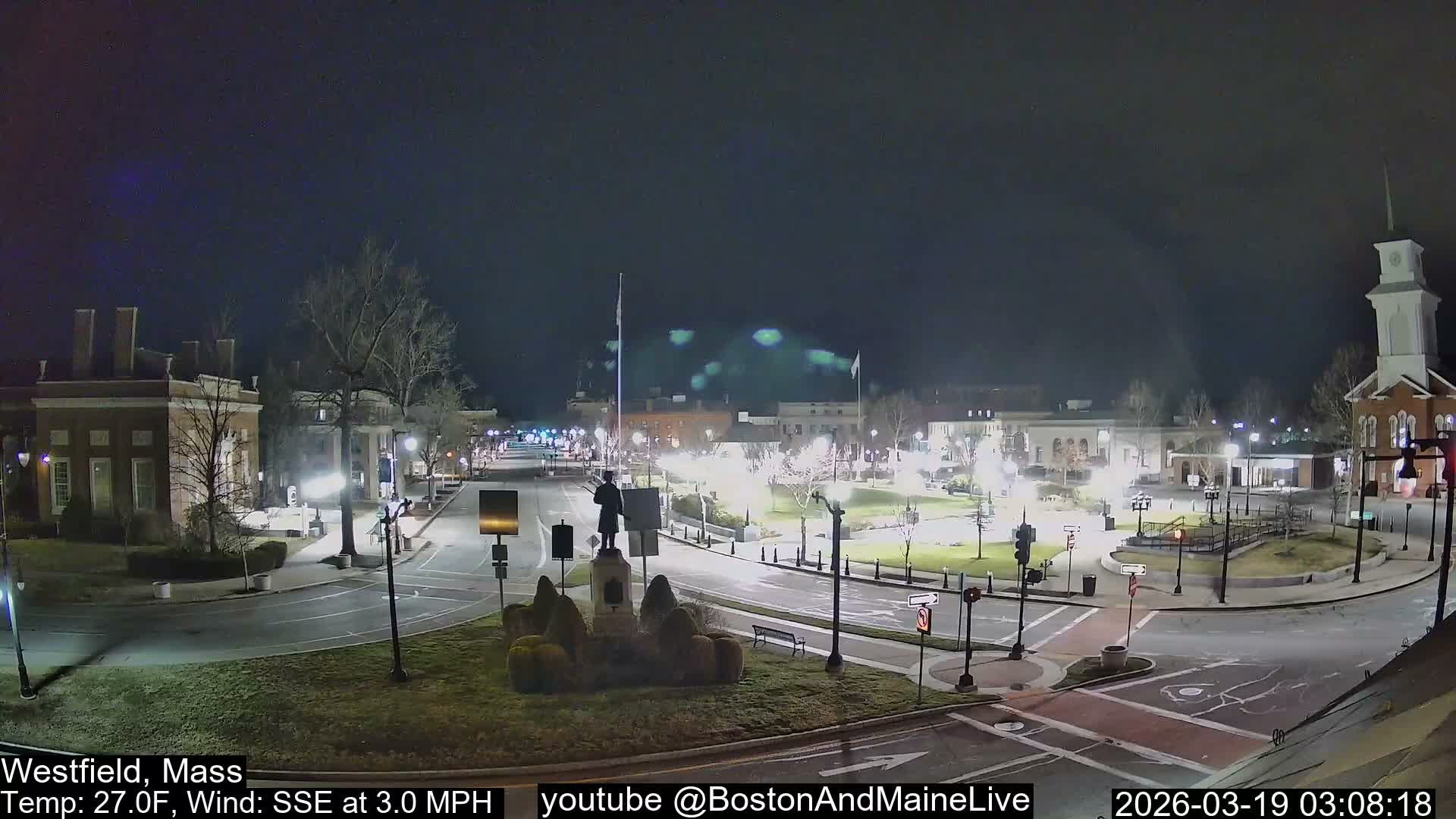 Westfield, Park Square Live  Cam - Westfield, Massachusetts USA