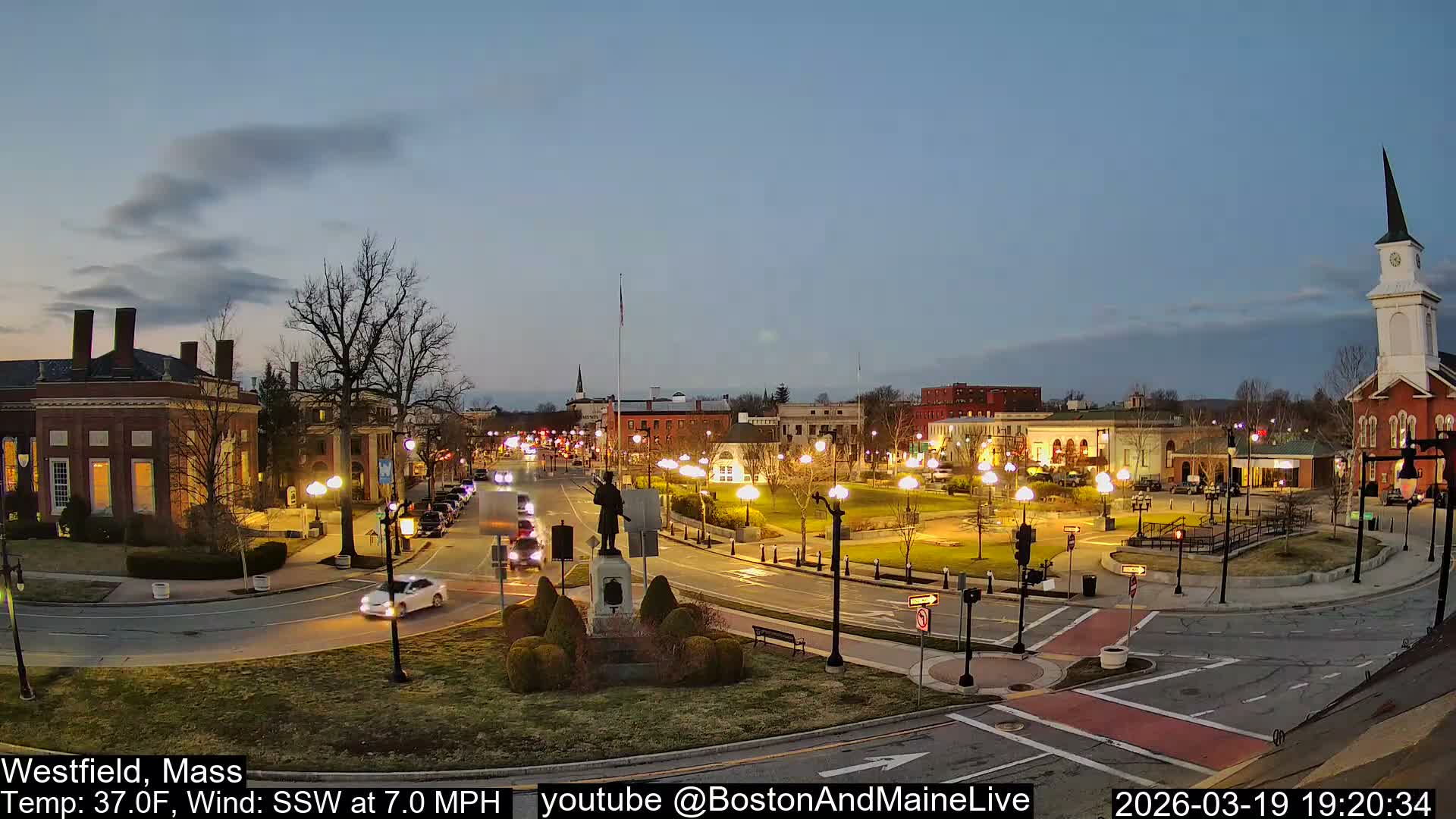 Westfield, Park Square Live  Cam - Westfield, Massachusetts USA