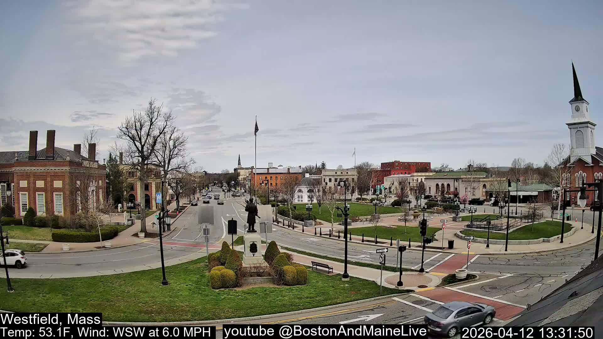 Westfield, Park Square Live  Cam - Westfield, Massachusetts USA