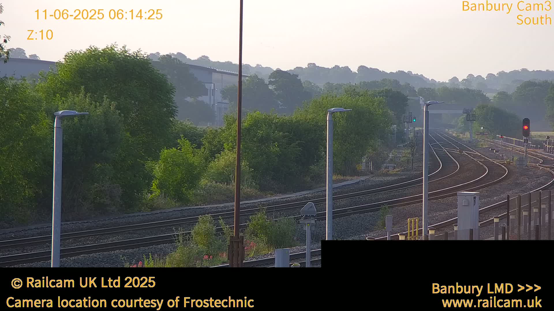 Banbury Train Station Live Cams- Banbury, Cherwell, Oxfordshire, South East, England, United Kingdom
