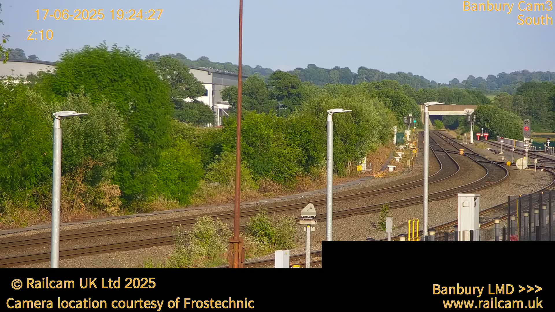 Banbury Train Station Live Cams- Banbury, Cherwell, Oxfordshire, South East, England, United Kingdom