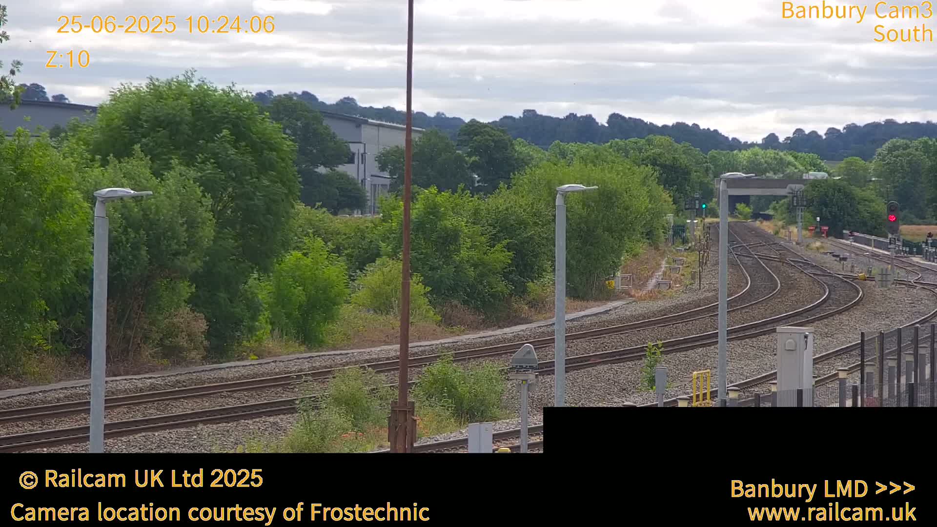 Banbury Train Station Live Cams- Banbury, Cherwell, Oxfordshire, South East, England, United Kingdom