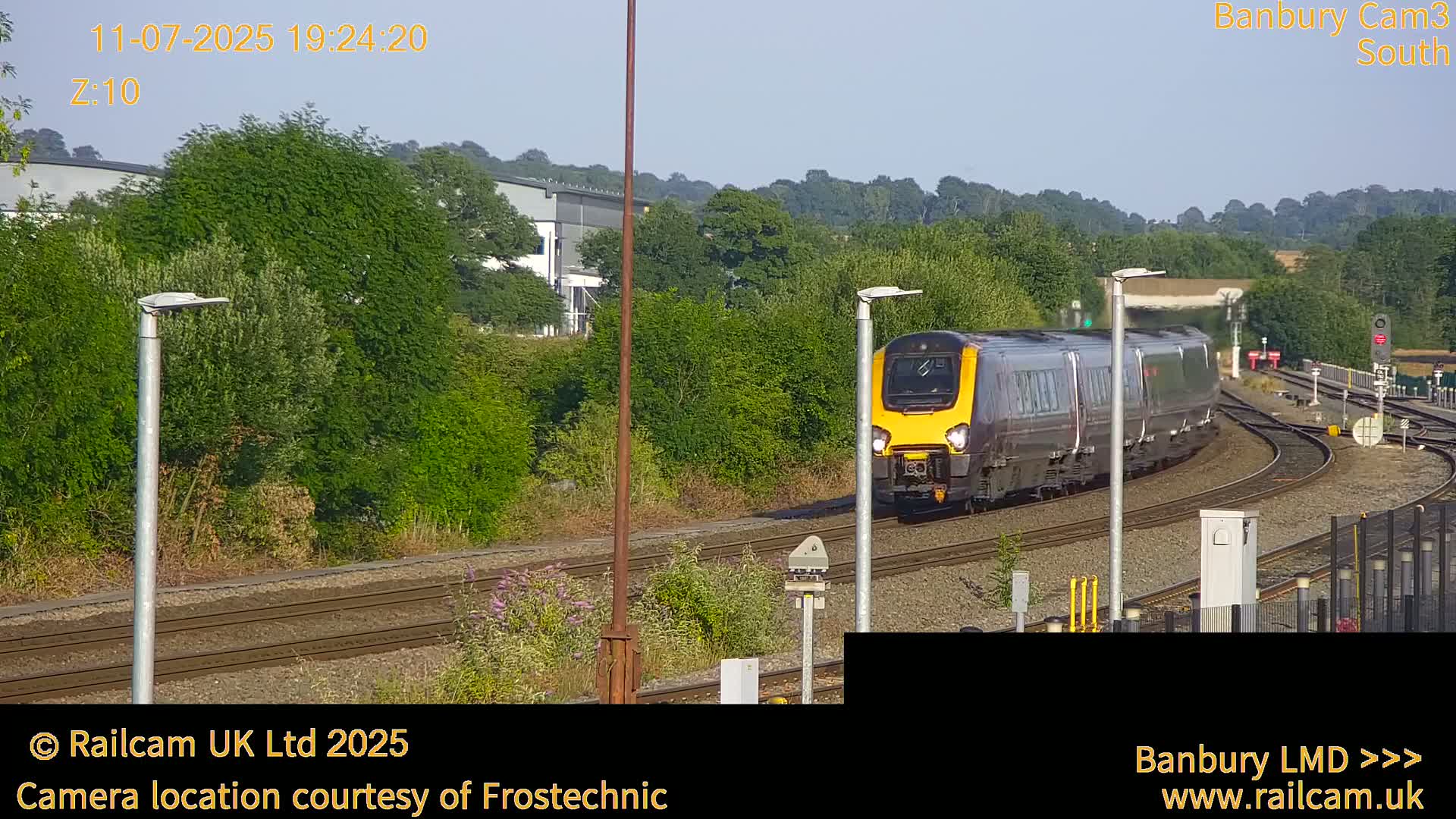 Banbury Train Station Live Cams- Banbury, Cherwell, Oxfordshire, South East, England, United Kingdom