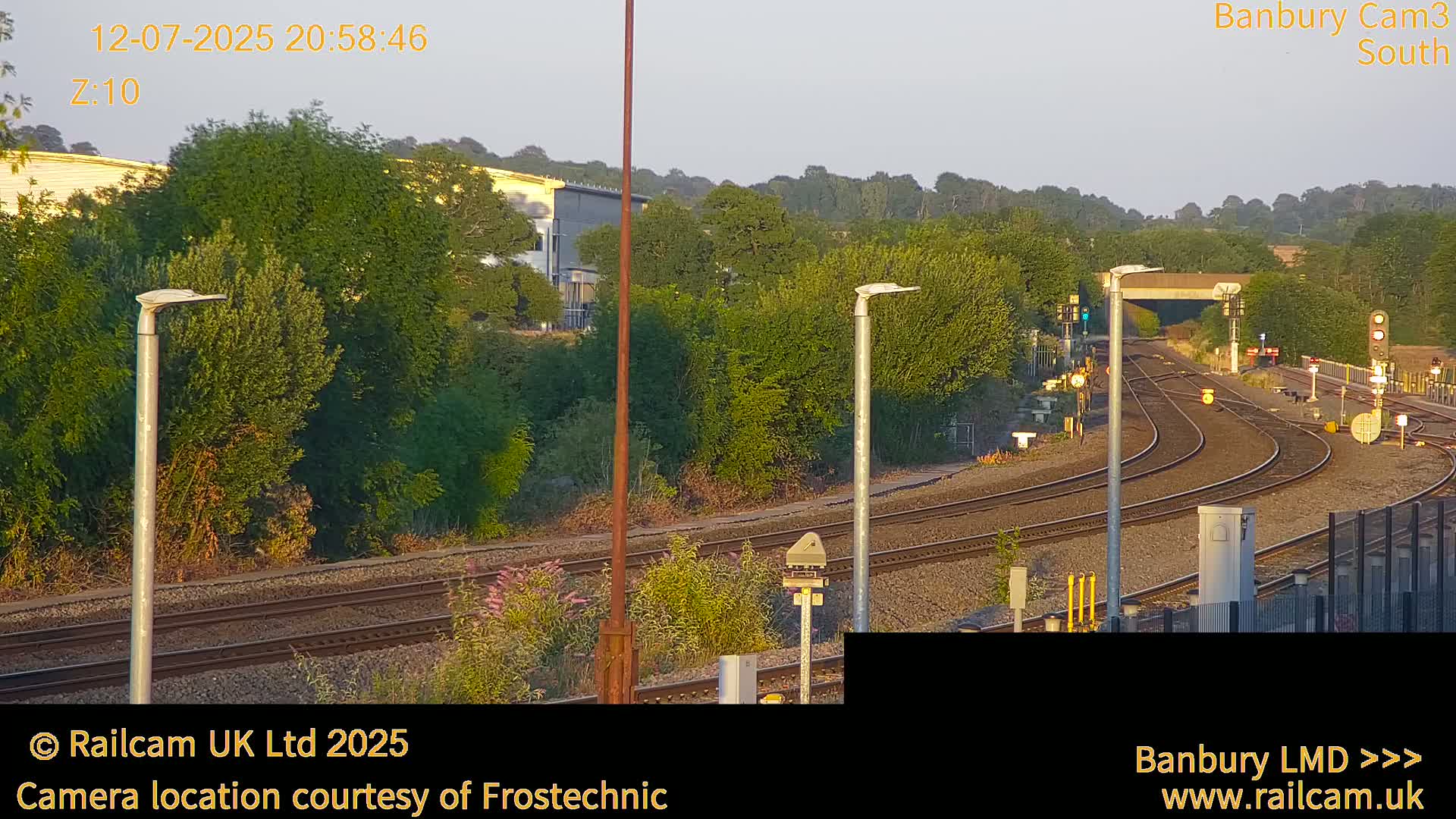 Banbury Train Station Live Cams- Banbury, Cherwell, Oxfordshire, South East, England, United Kingdom