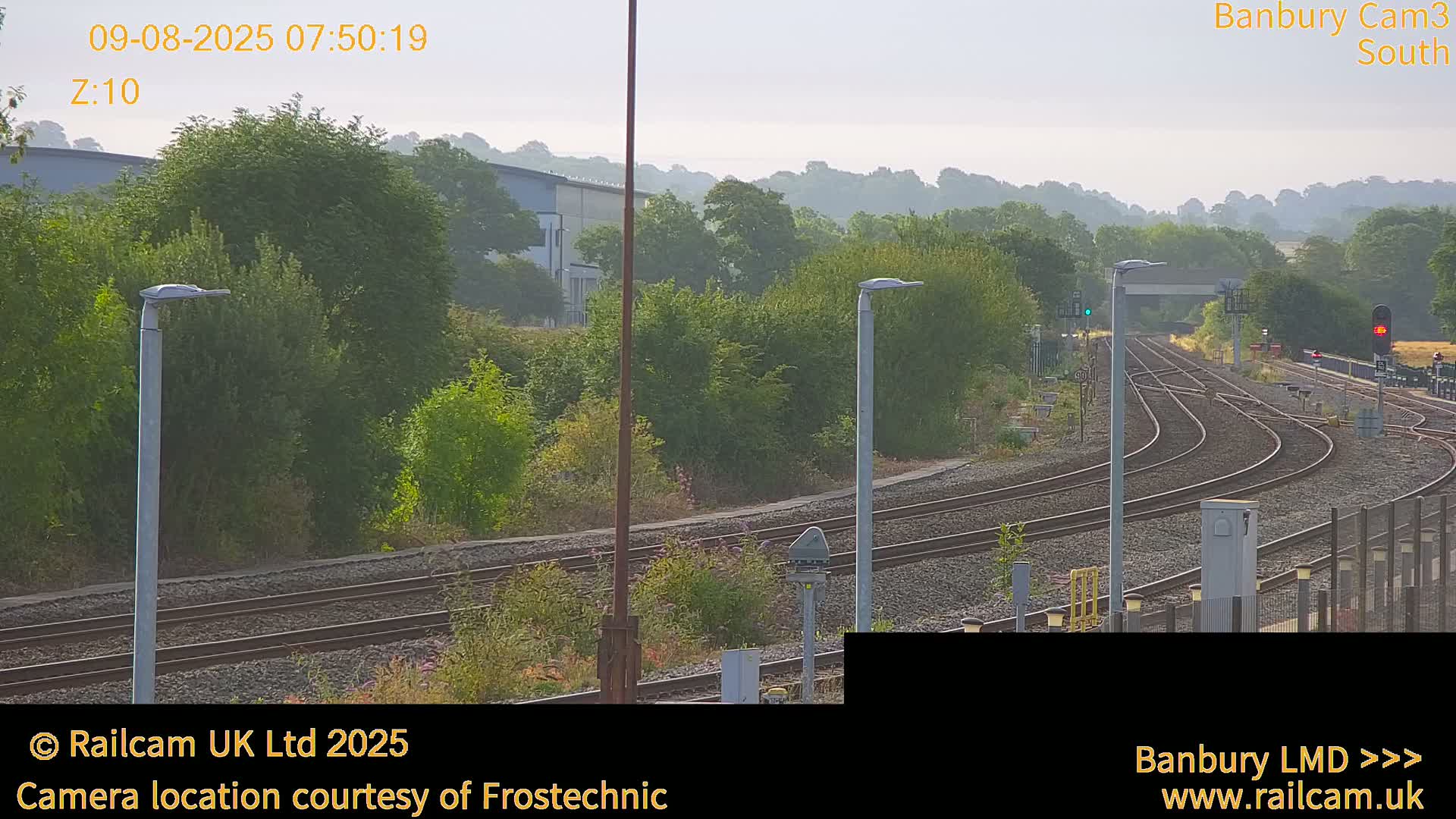 Banbury Train Station Live Cams- Banbury, Cherwell, Oxfordshire, South East, England, United Kingdom