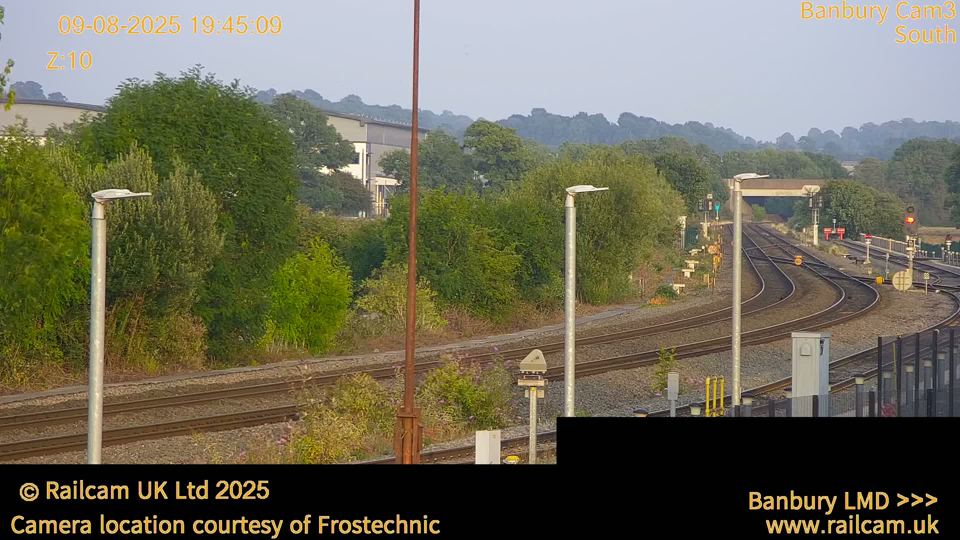 Banbury Train Station Live Cams- Banbury, Cherwell, Oxfordshire, South East, England, United Kingdom