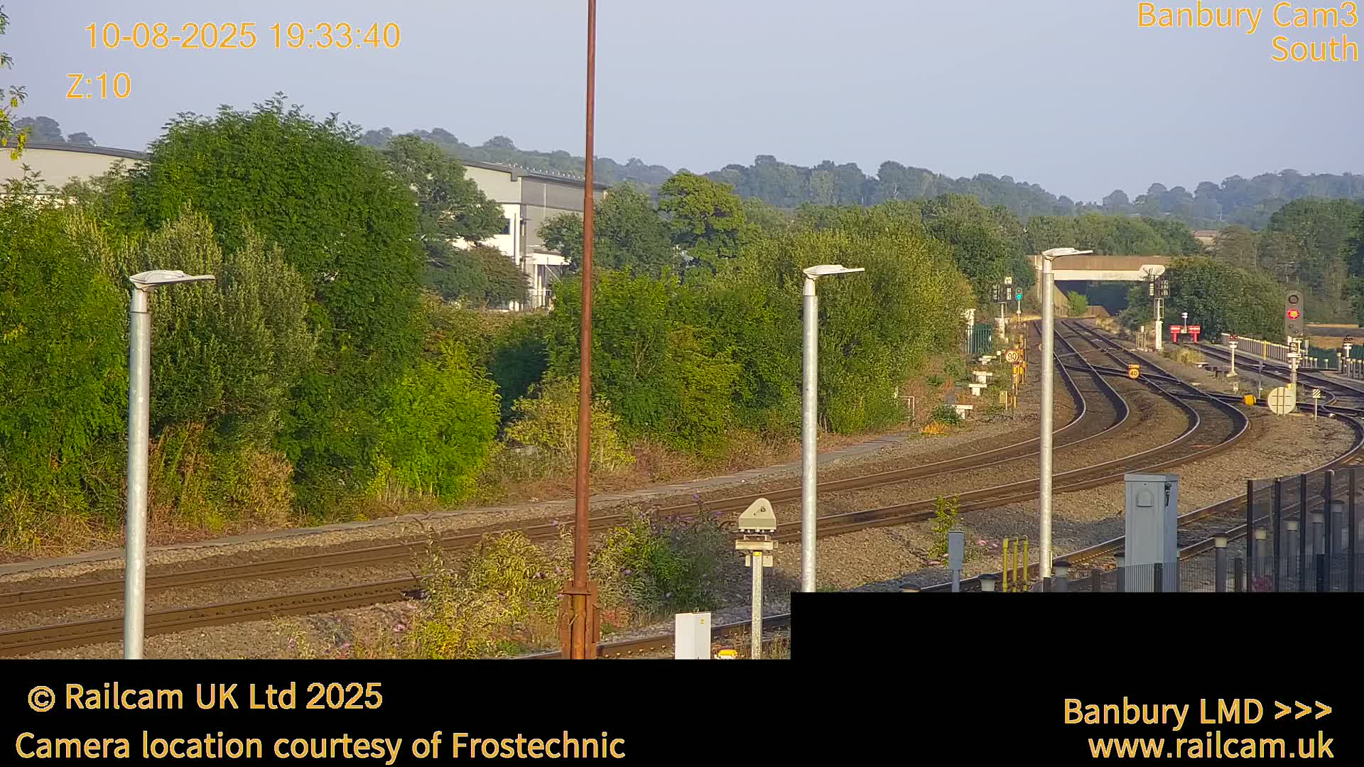 Banbury Train Station Live Cams- Banbury, Cherwell, Oxfordshire, South East, England, United Kingdom