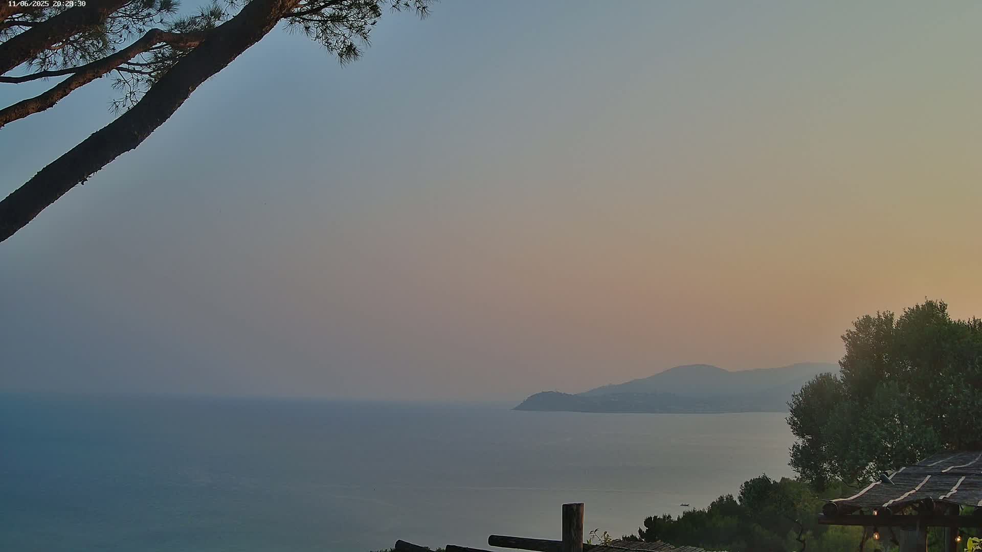 Lily of the Valley, La Croix-Valmer Panaromic Live Cam - Draguignan,  Var, Provence-Alpes-Cote d’Azur, France