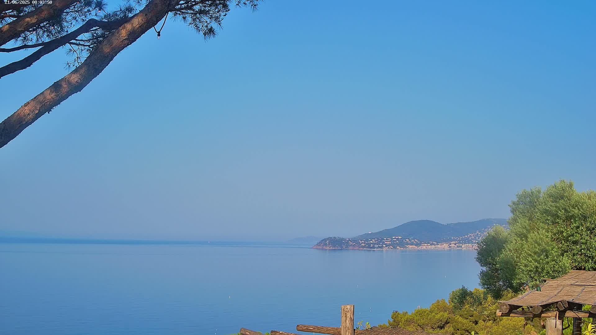 Lily of the Valley, La Croix-Valmer Panaromic Live Cam - Draguignan,  Var, Provence-Alpes-Cote d’Azur, France