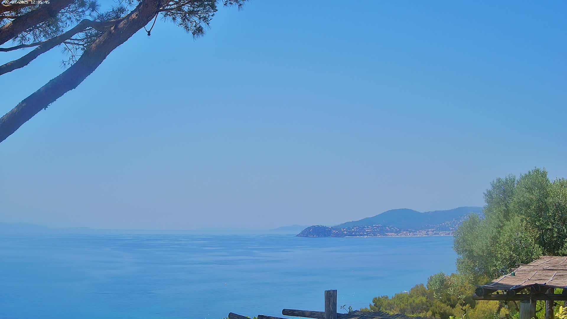 Lily of the Valley, La Croix-Valmer Panaromic Live Cam - Draguignan,  Var, Provence-Alpes-Cote d’Azur, France