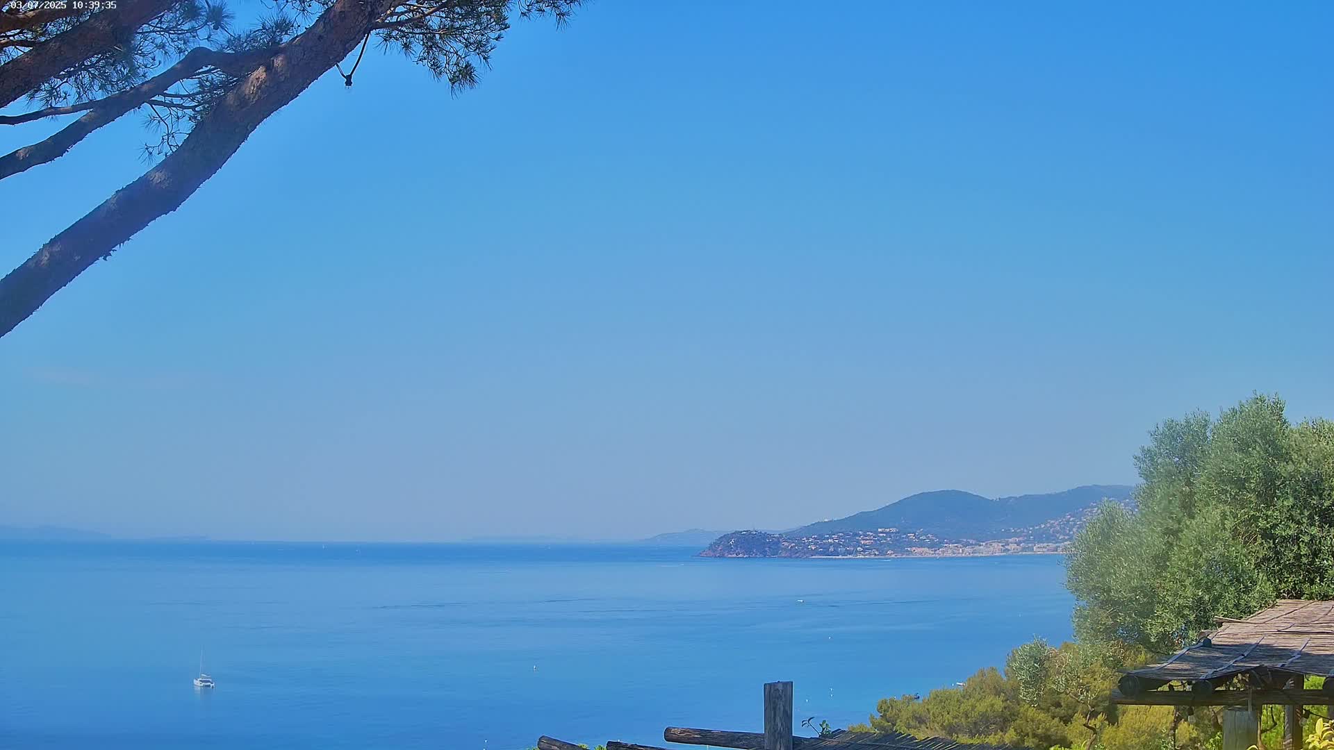 Lily of the Valley, La Croix-Valmer Panaromic Live Cam - Draguignan,  Var, Provence-Alpes-Cote d’Azur, France