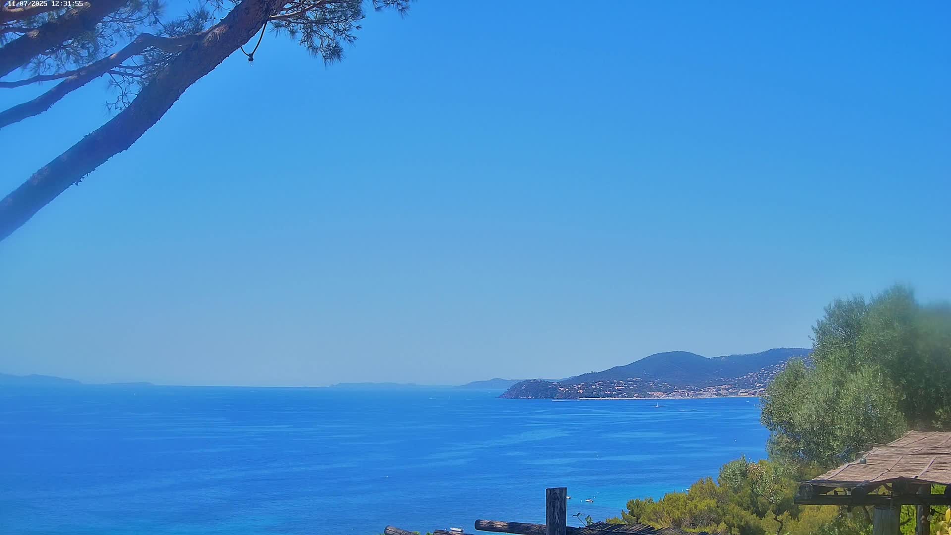 Lily of the Valley, La Croix-Valmer Panaromic Live Cam - Draguignan,  Var, Provence-Alpes-Cote d’Azur, France