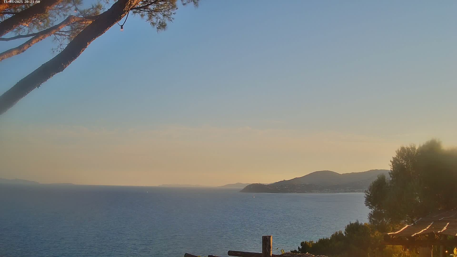 Lily of the Valley, La Croix-Valmer Panaromic Live Cam - Draguignan,  Var, Provence-Alpes-Cote d’Azur, France