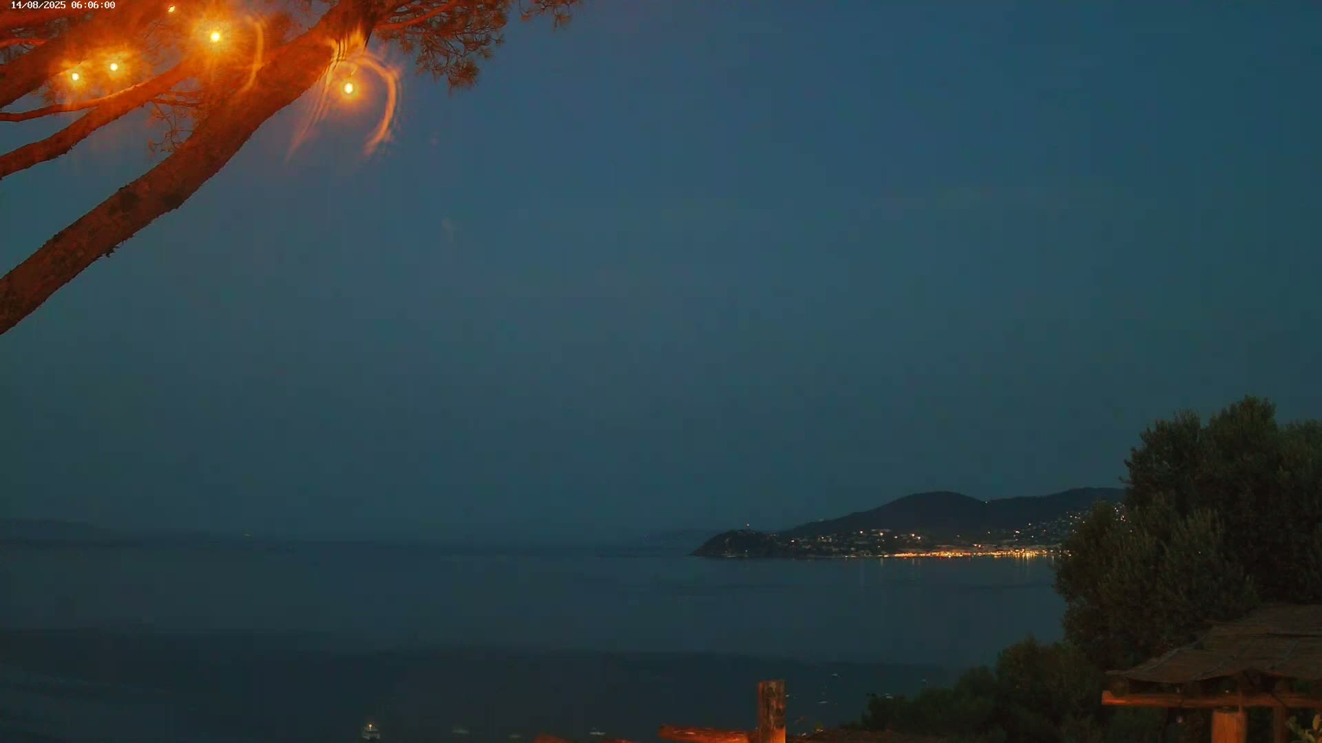 Lily of the Valley, La Croix-Valmer Panaromic Live Cam - Draguignan,  Var, Provence-Alpes-Cote d’Azur, France