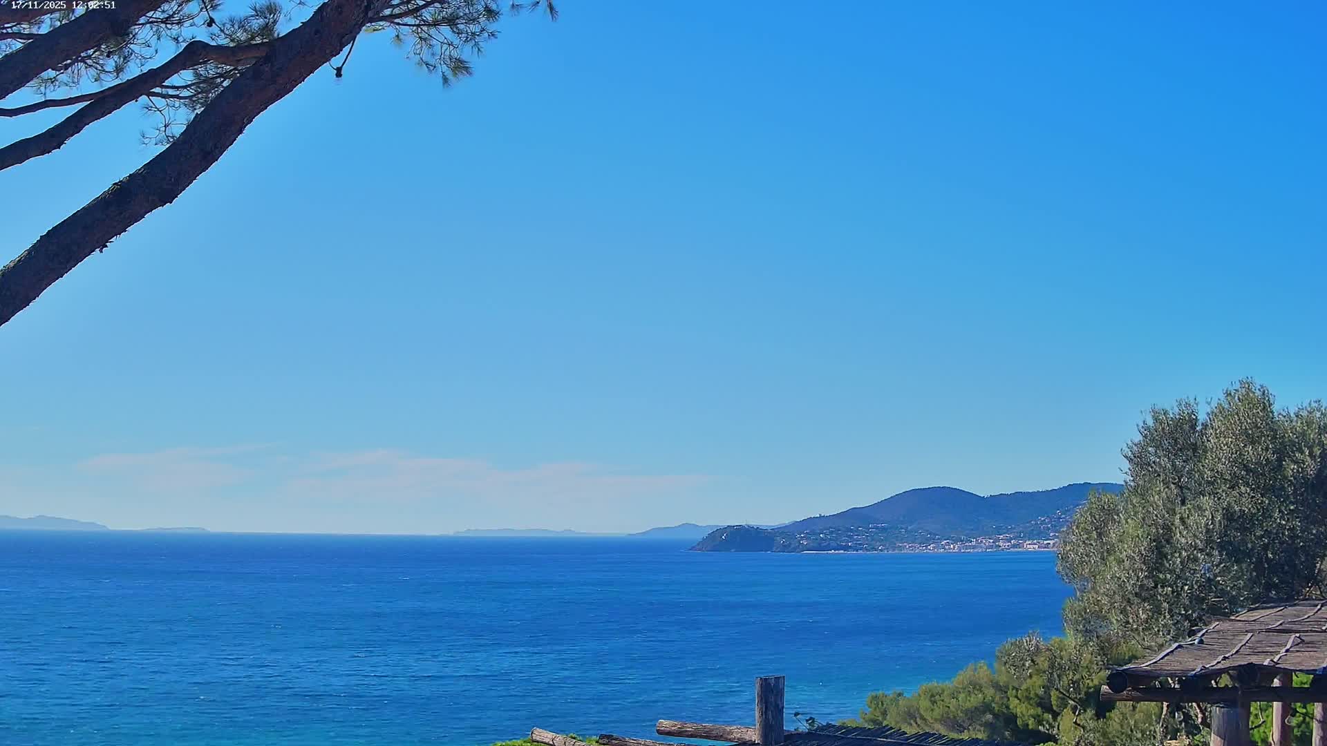 Lily of the Valley, La Croix-Valmer Panaromic Live Cam - Draguignan,  Var, Provence-Alpes-Cote d’Azur, France