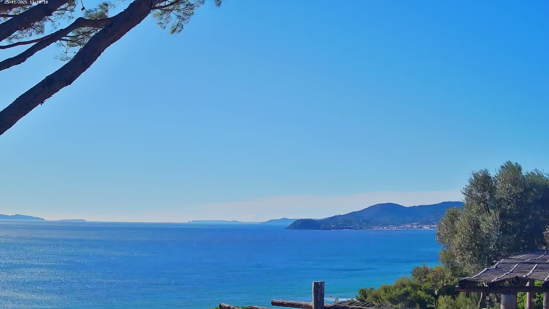 Lily of the Valley, La Croix-Valmer Panaromic Live Cam - Draguignan,  Var, Provence-Alpes-Cote d’Azur, France