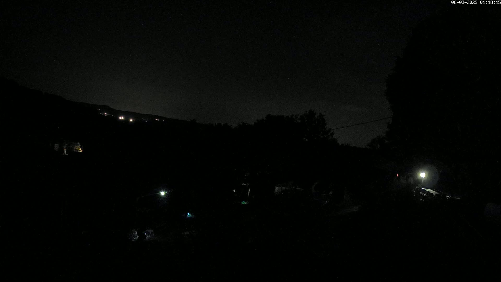 Villelaure, L'Oustaou du Luberon Village Live Cam - Apt, Vaucluse, Provence-Alpes-Côte d’Azur, France