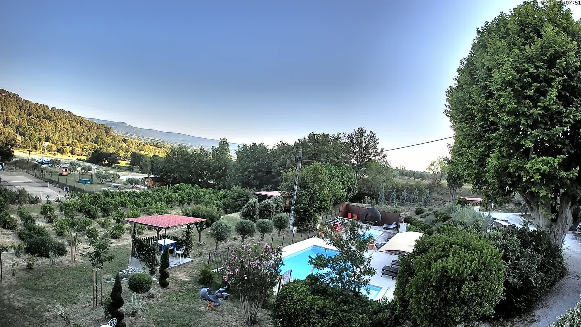 Villelaure, L'Oustaou du Luberon Village Live Cam - Apt, Vaucluse, Provence-Alpes-Côte d’Azur, France