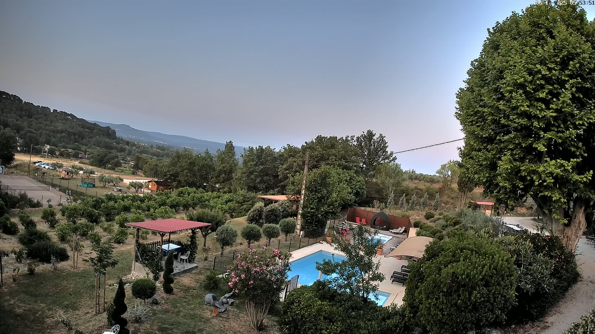 Villelaure, L'Oustaou du Luberon Village Live Cam - Apt, Vaucluse, Provence-Alpes-Côte d’Azur, France