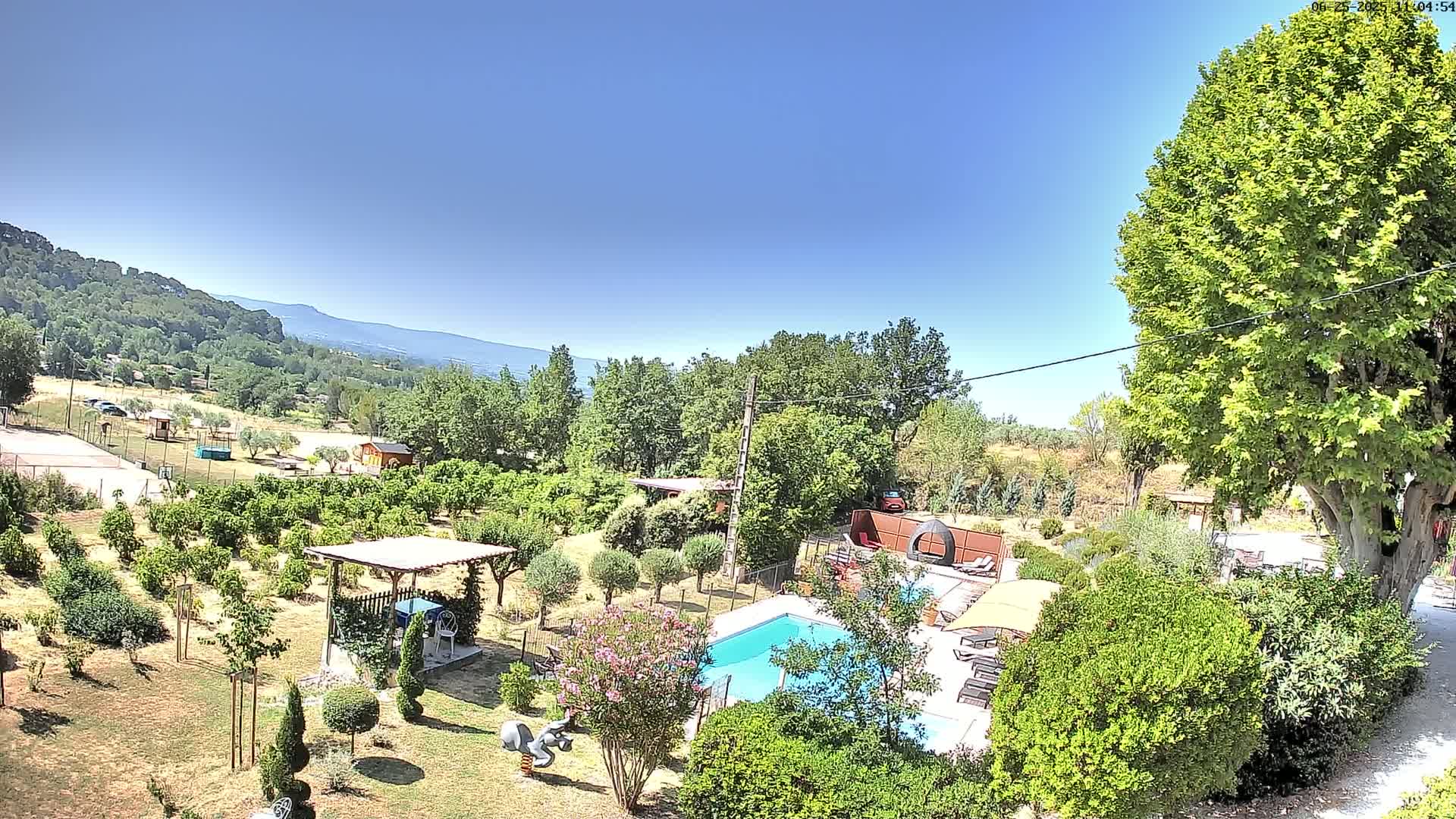 Villelaure, L'Oustaou du Luberon Village Live Cam - Apt, Vaucluse, Provence-Alpes-Côte d’Azur, France