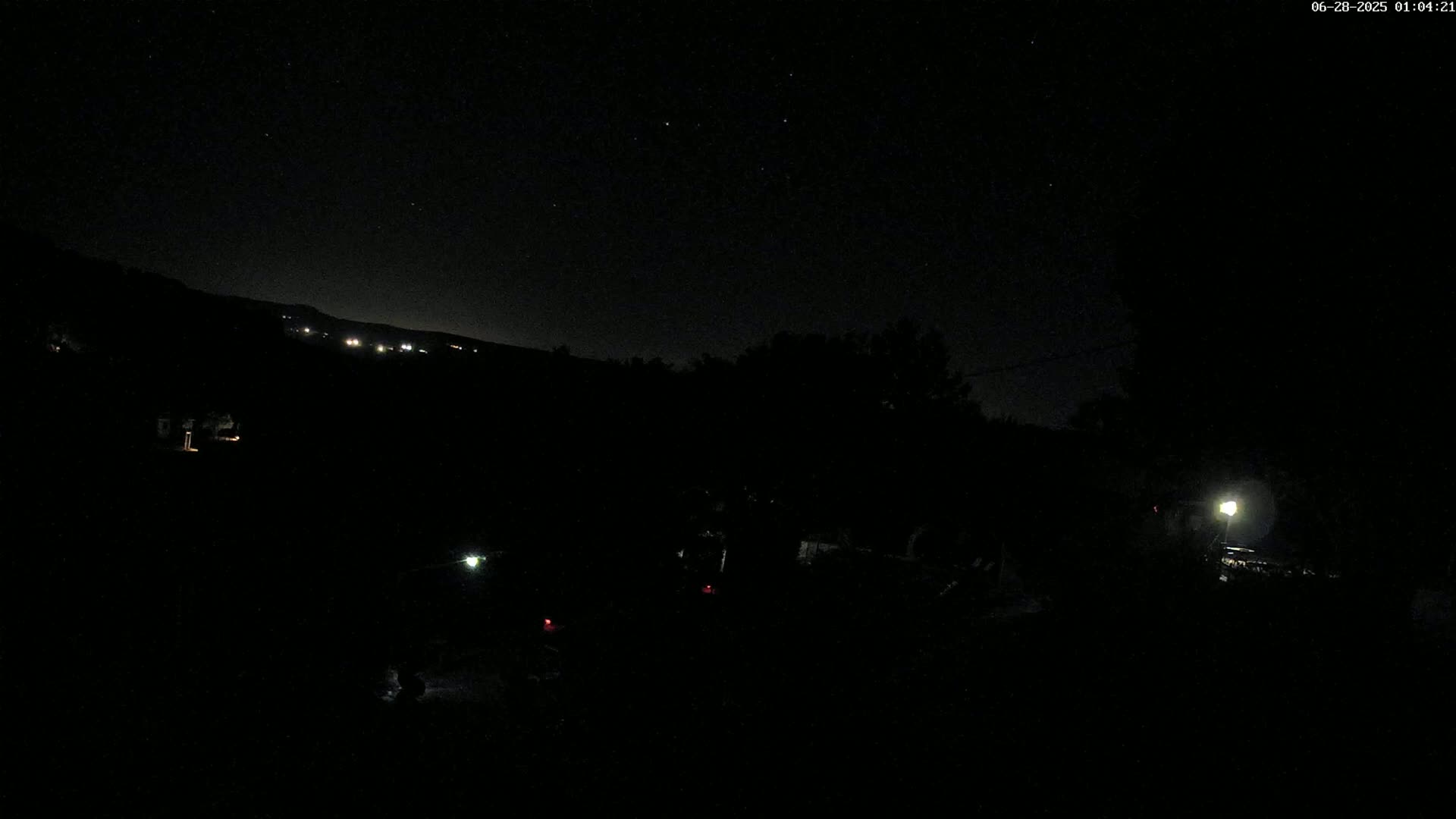 Villelaure, L'Oustaou du Luberon Village Live Cam - Apt, Vaucluse, Provence-Alpes-Côte d’Azur, France