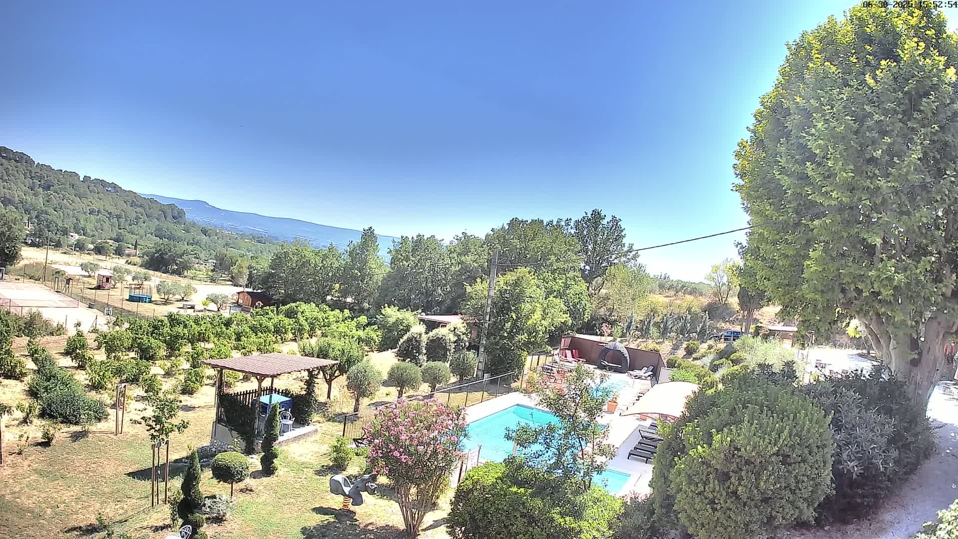 Villelaure, L'Oustaou du Luberon Village Live Cam - Apt, Vaucluse, Provence-Alpes-Côte d’Azur, France