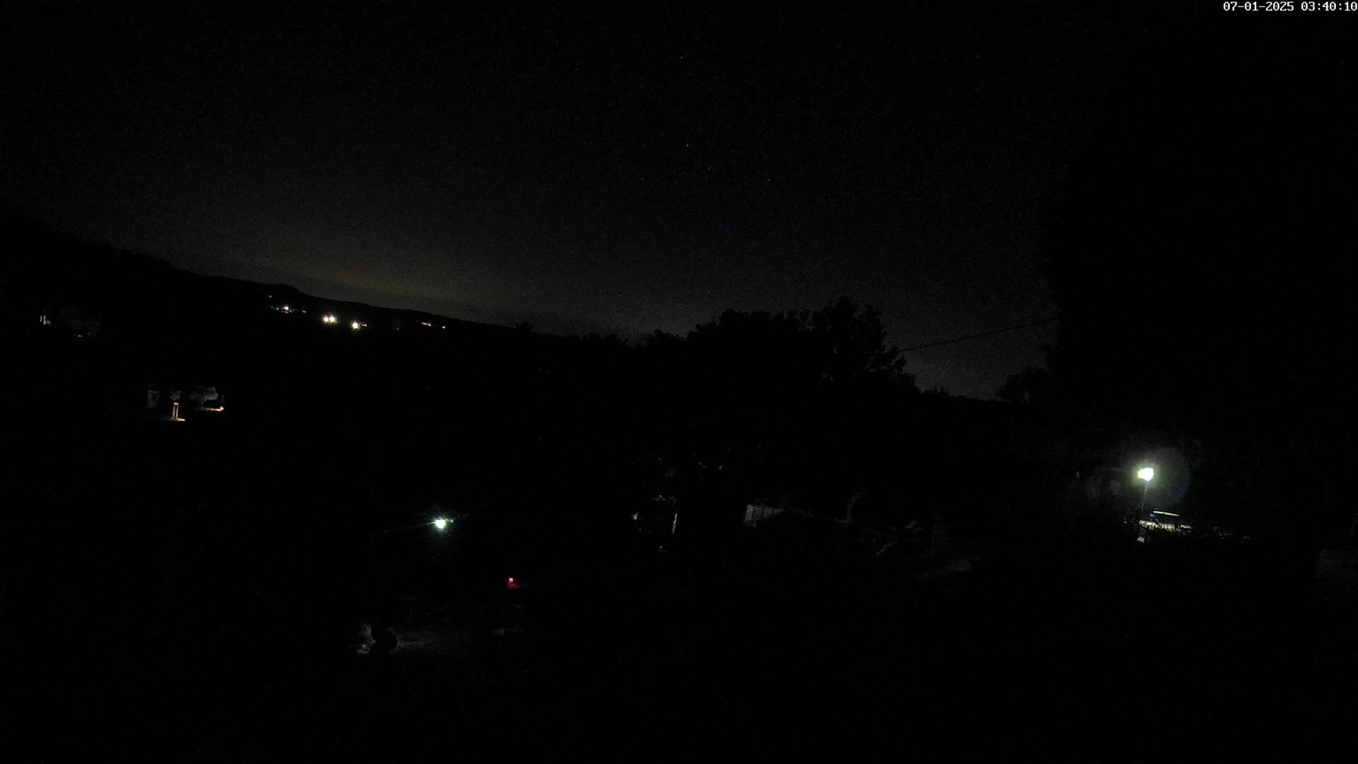 Villelaure, L'Oustaou du Luberon Village Live Cam - Apt, Vaucluse, Provence-Alpes-Côte d’Azur, France