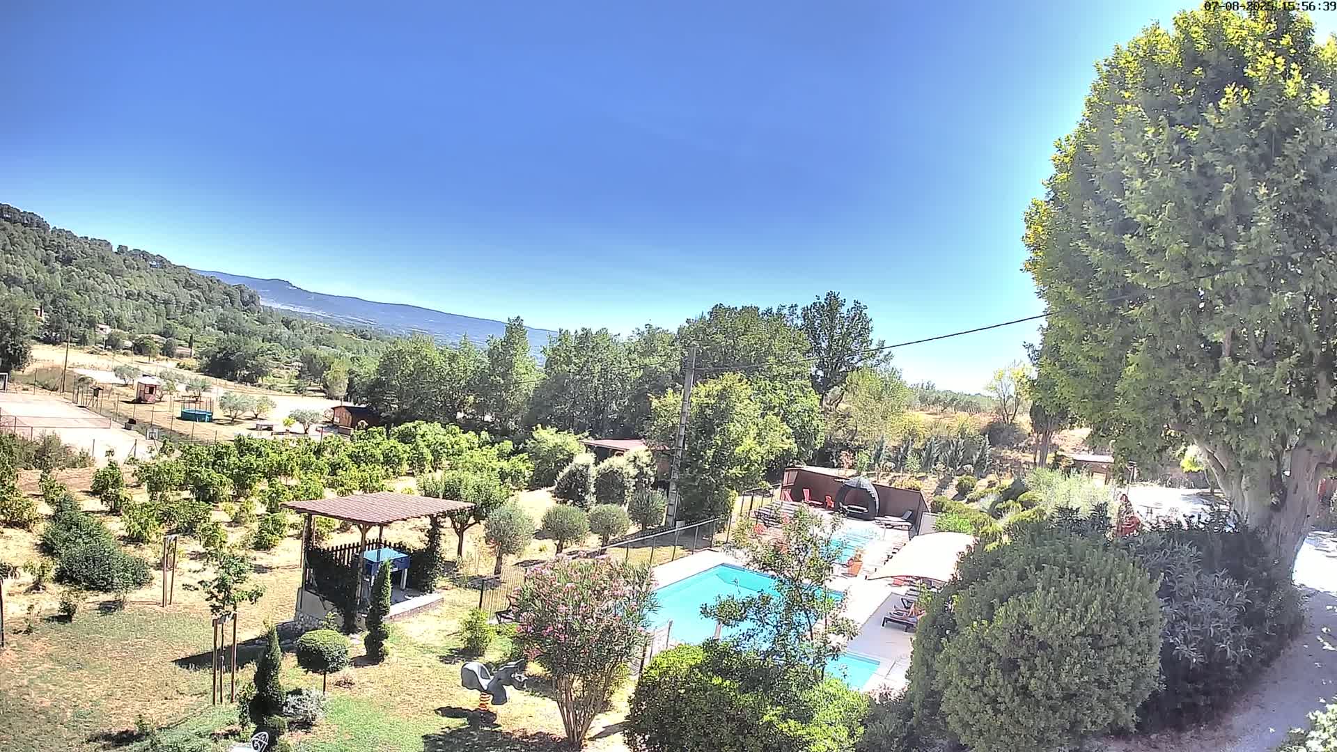 Villelaure, L'Oustaou du Luberon Village Live Cam - Apt, Vaucluse, Provence-Alpes-Côte d’Azur, France