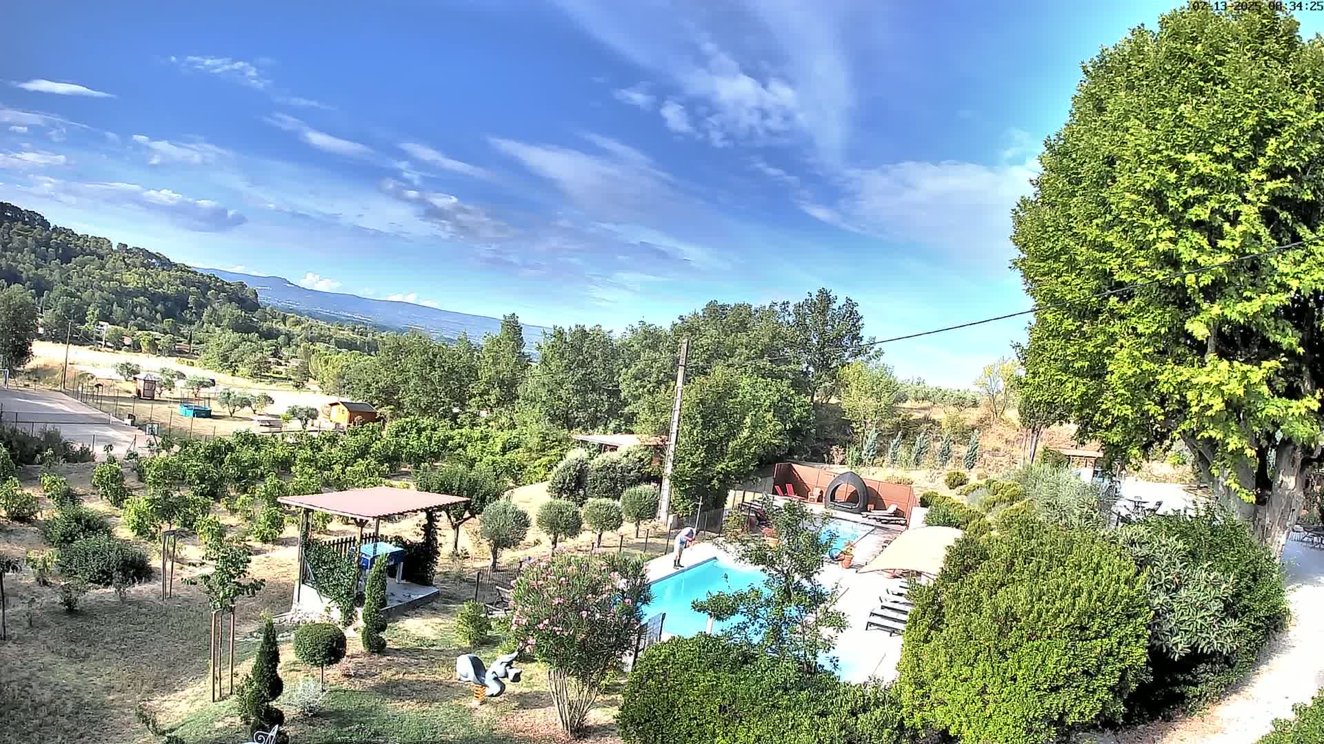Villelaure, L'Oustaou du Luberon Village Live Cam - Apt, Vaucluse, Provence-Alpes-Côte d’Azur, France