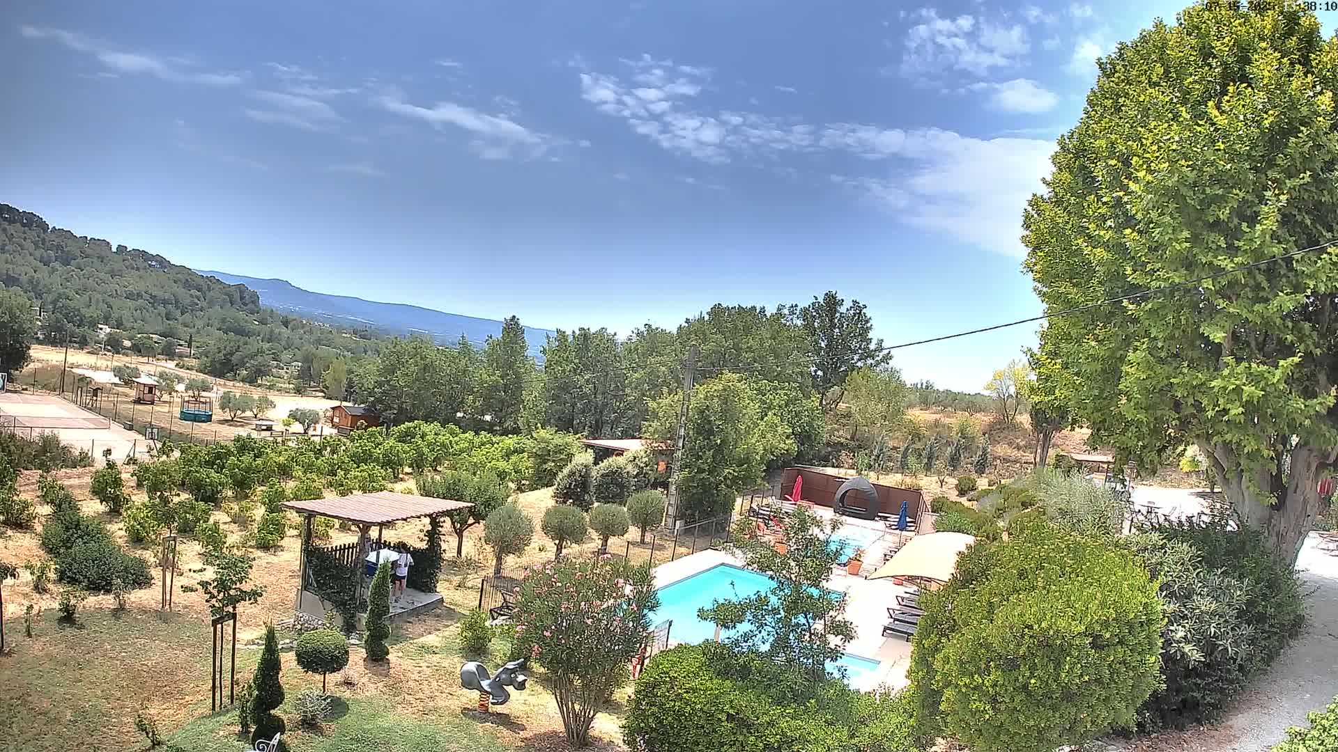 Villelaure, L'Oustaou du Luberon Village Live Cam - Apt, Vaucluse, Provence-Alpes-Côte d’Azur, France