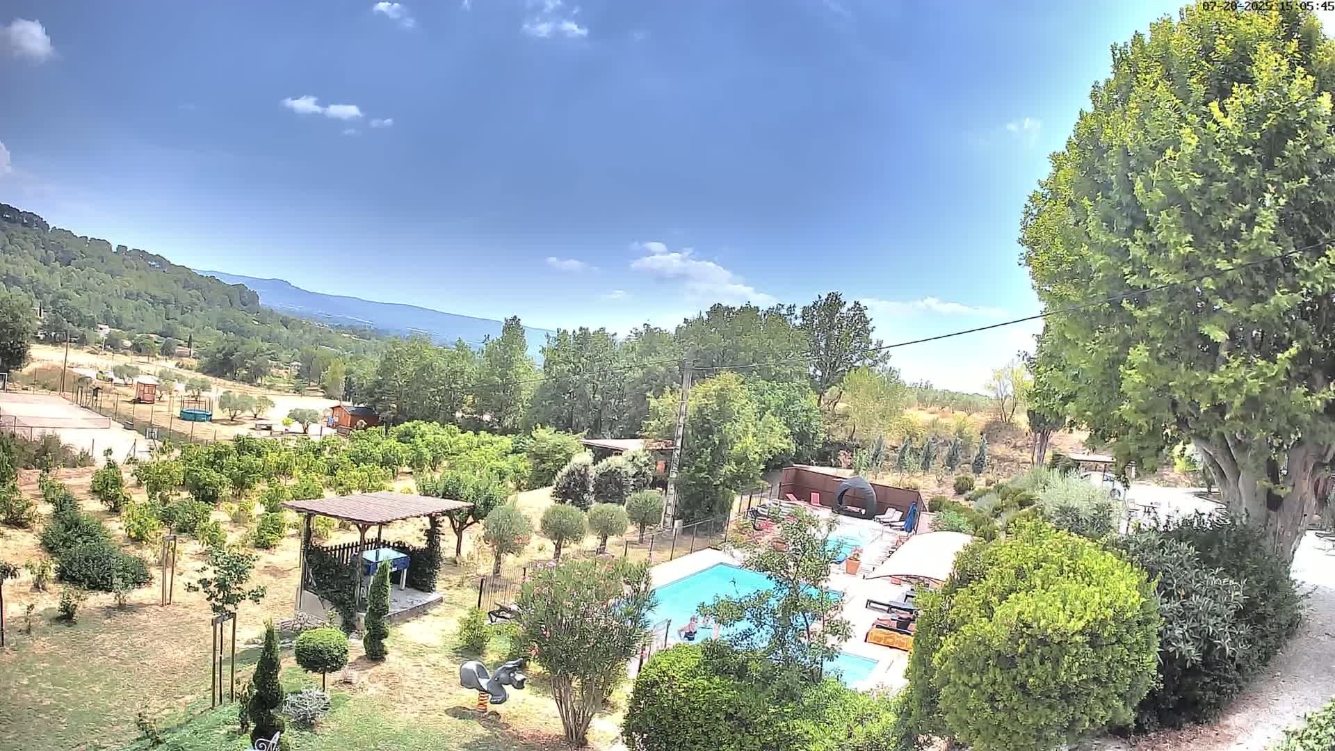 Villelaure, L'Oustaou du Luberon Village Live Cam - Apt, Vaucluse, Provence-Alpes-Côte d’Azur, France
