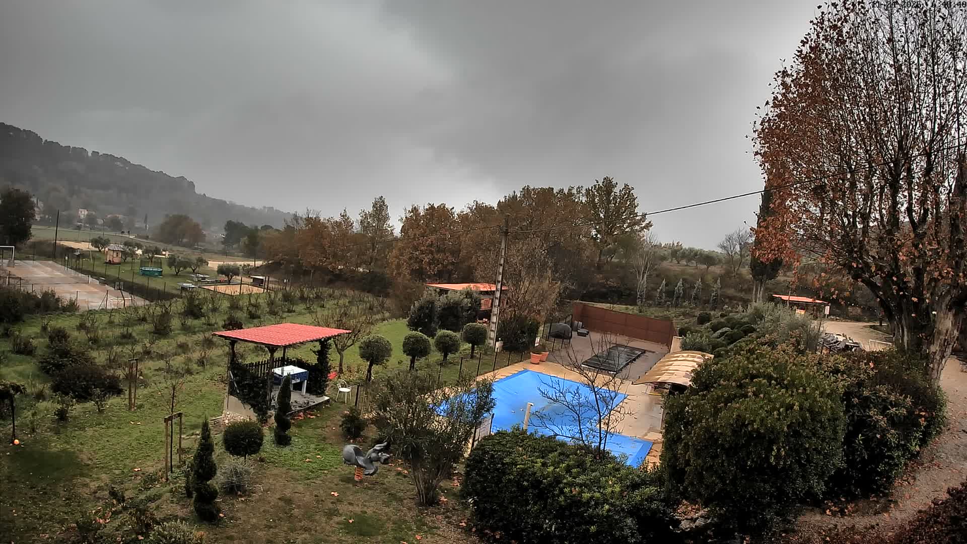 Villelaure, L'Oustaou du Luberon Village Live Cam - Apt, Vaucluse, Provence-Alpes-Côte d’Azur, France