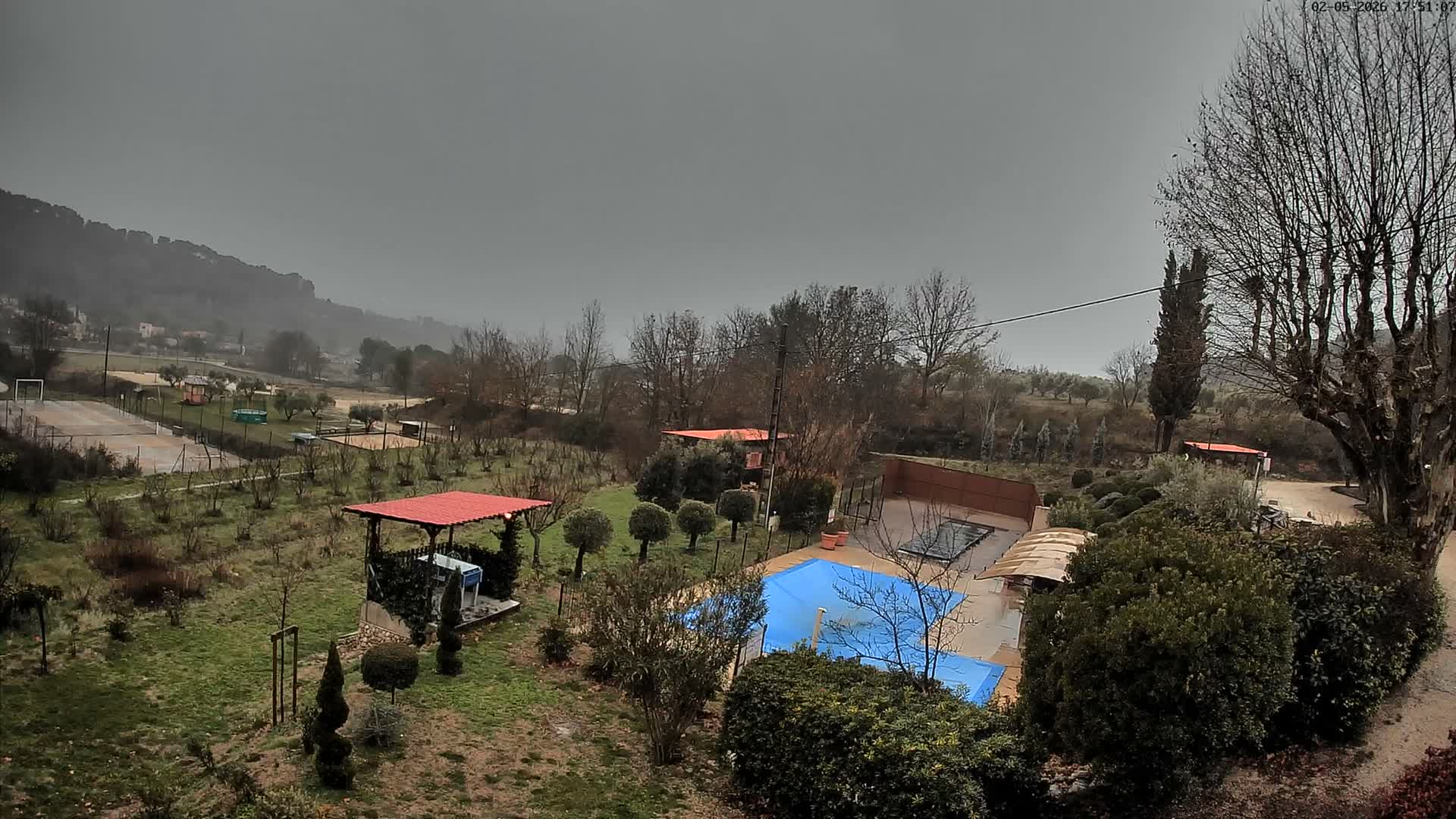 Villelaure, L'Oustaou du Luberon Village Live Cam - Apt, Vaucluse, Provence-Alpes-Côte d’Azur, France