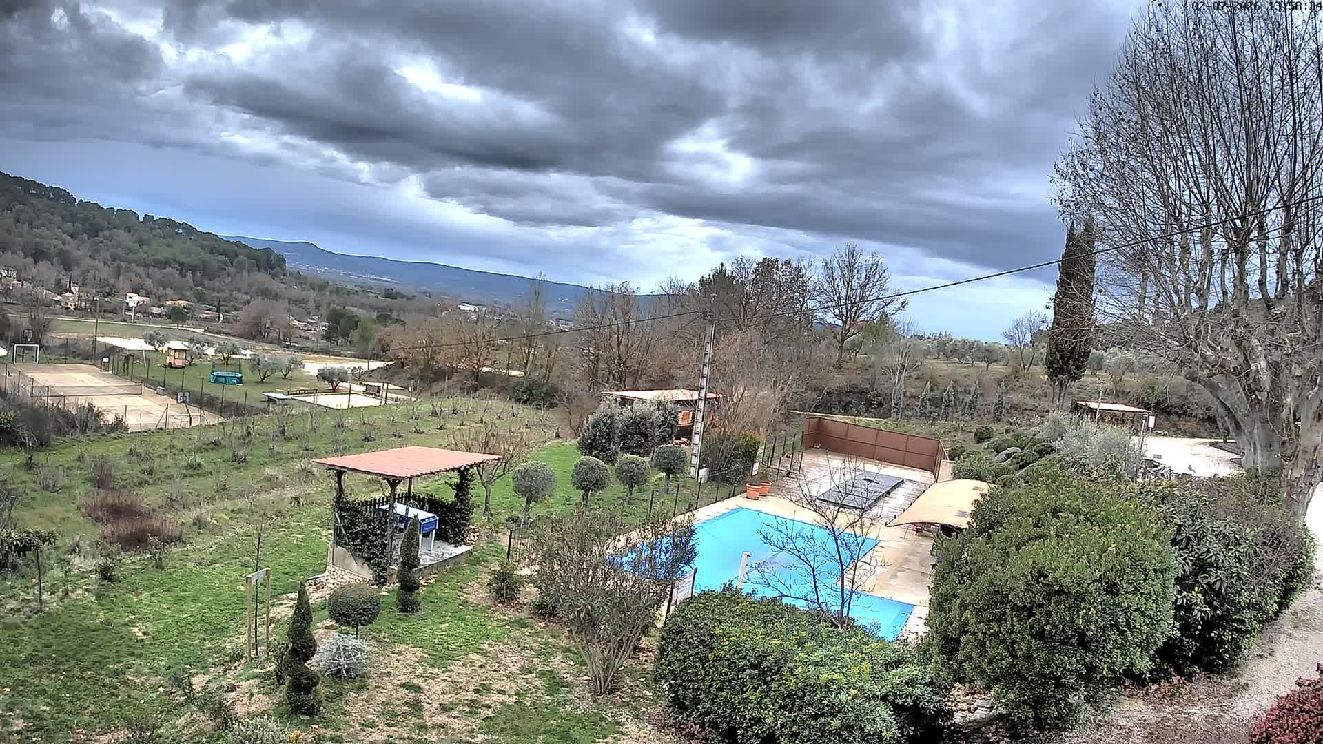 Villelaure, L'Oustaou du Luberon Village Live Cam - Apt, Vaucluse, Provence-Alpes-Côte d’Azur, France