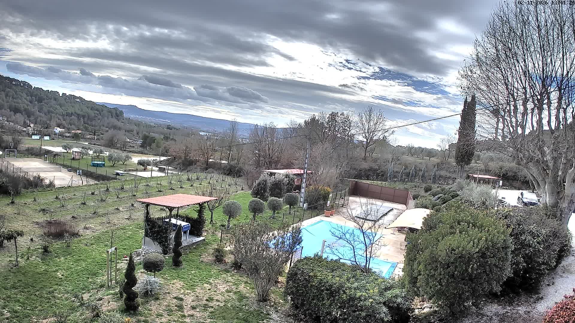 Villelaure, L'Oustaou du Luberon Village Live Cam - Apt, Vaucluse, Provence-Alpes-Côte d’Azur, France