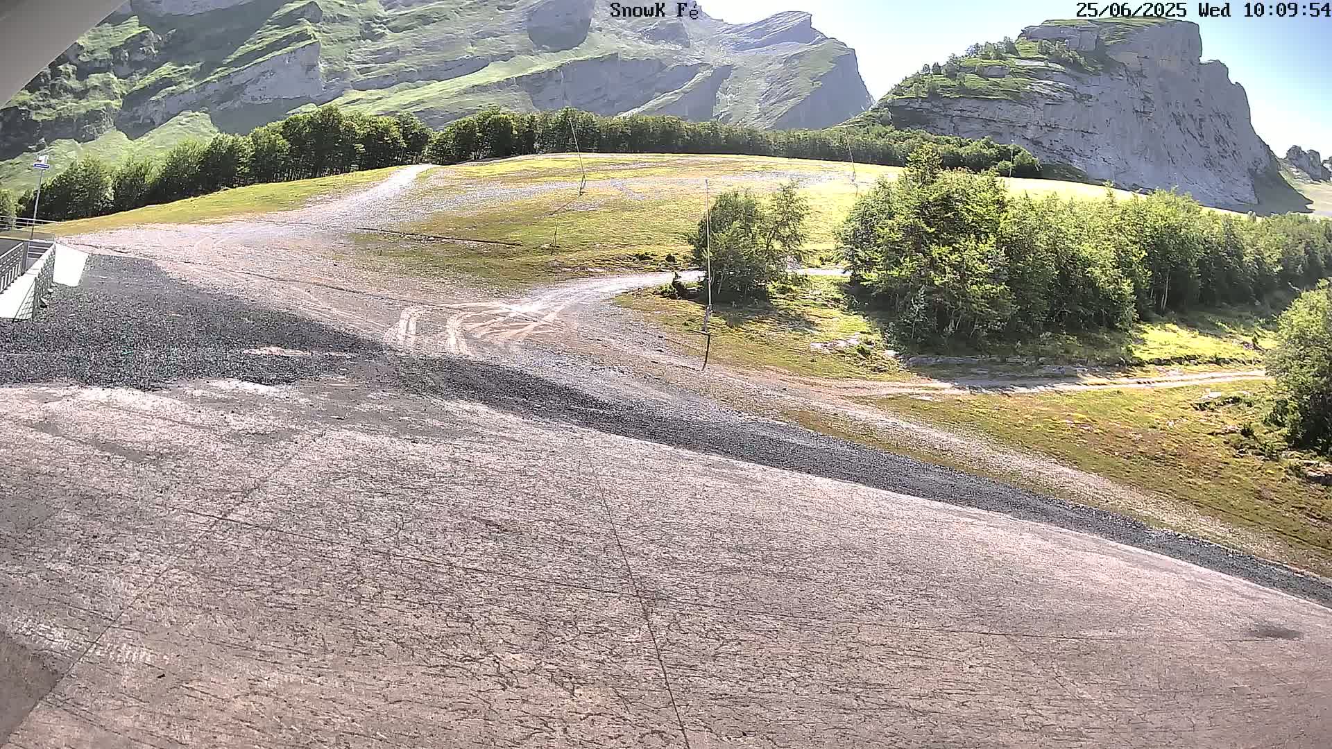 Gourette,  Pyrenees View from Snow K Fé Live Cam - Eaux-Bonnes,  Pyrenees-Atlantiques, Nouvelle-Aquitaine, France