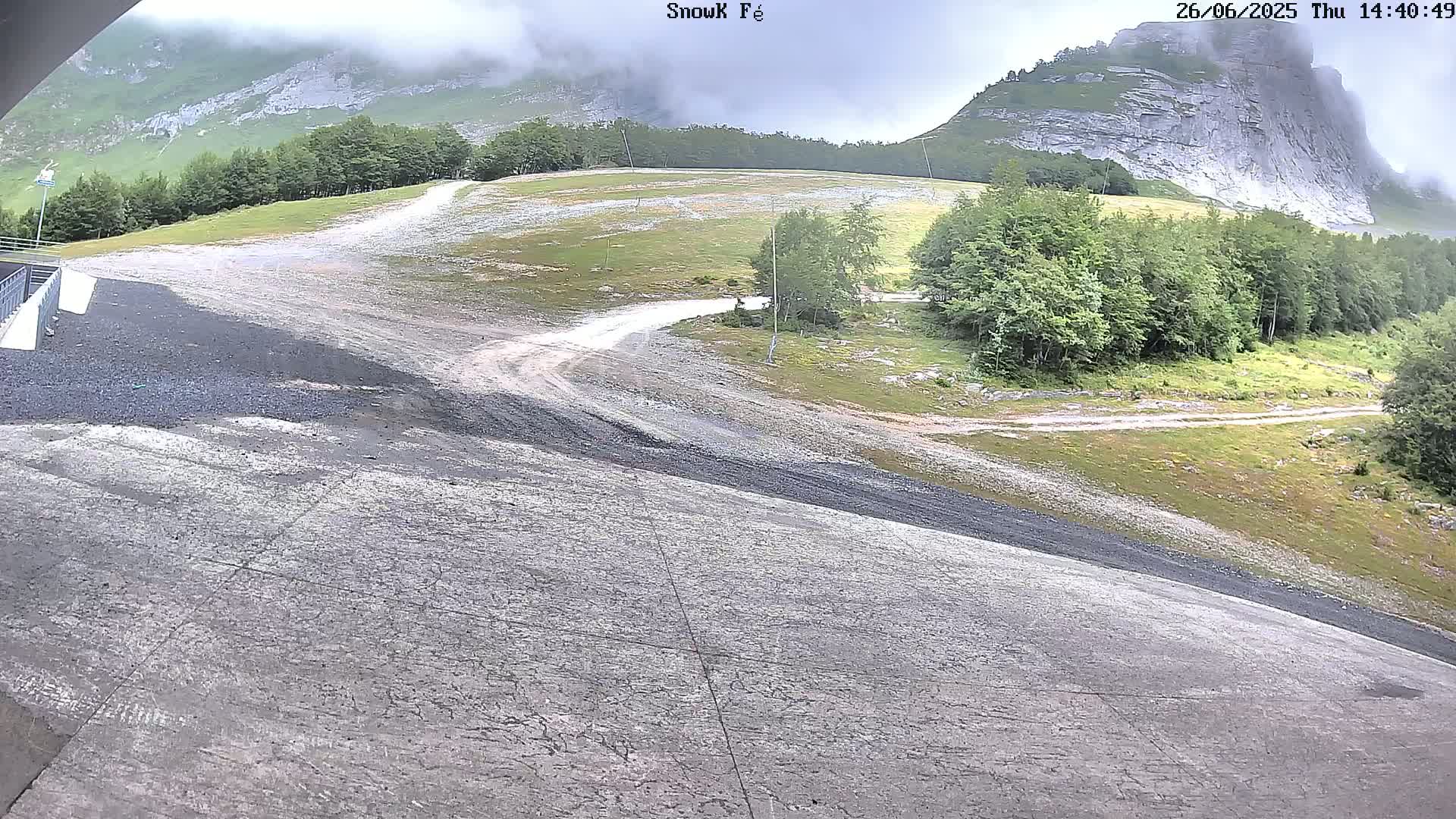 Gourette,  Pyrenees View from Snow K Fé Live Cam - Eaux-Bonnes,  Pyrenees-Atlantiques, Nouvelle-Aquitaine, France
