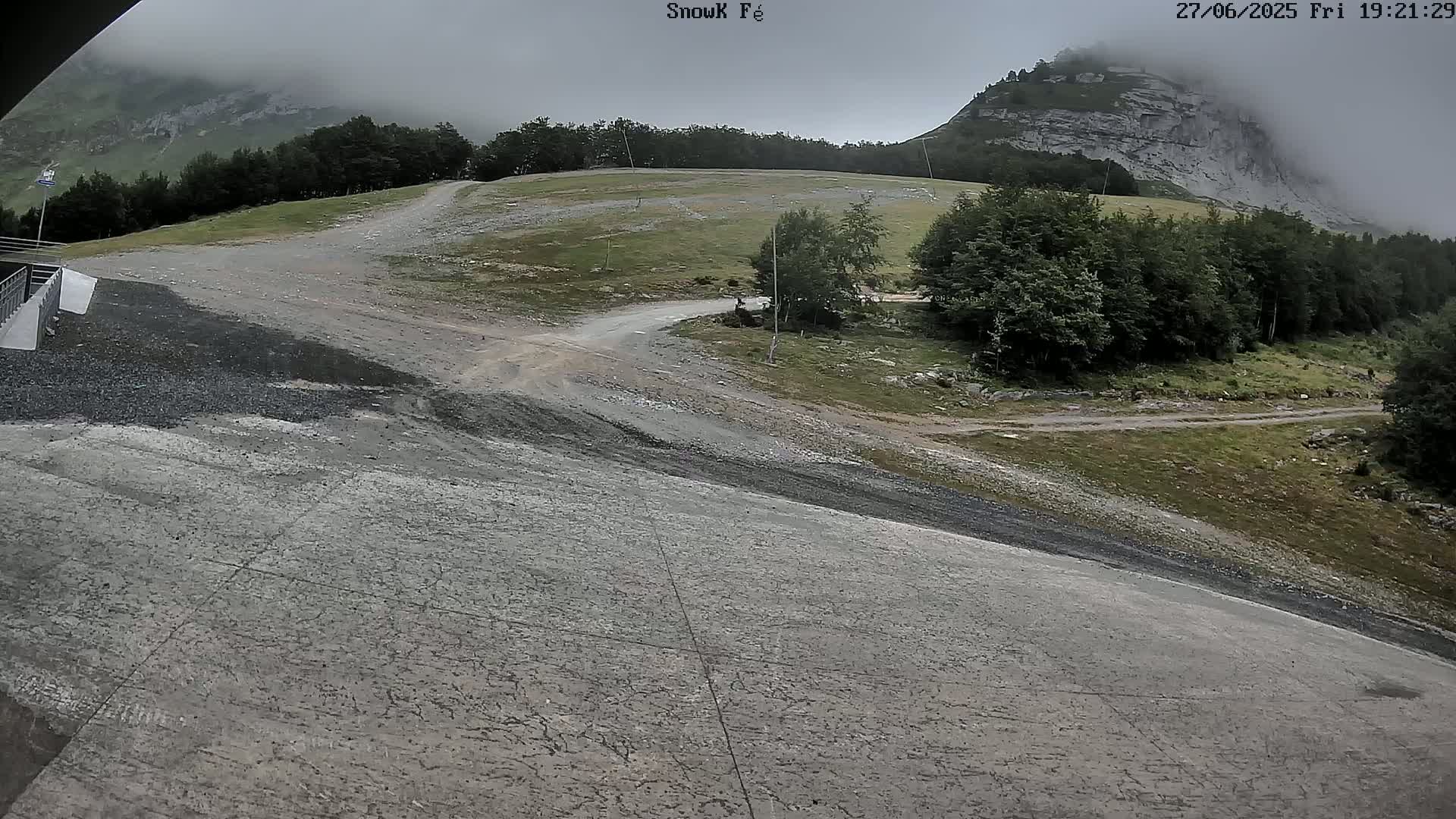 Gourette,  Pyrenees View from Snow K Fé Live Cam - Eaux-Bonnes,  Pyrenees-Atlantiques, Nouvelle-Aquitaine, France