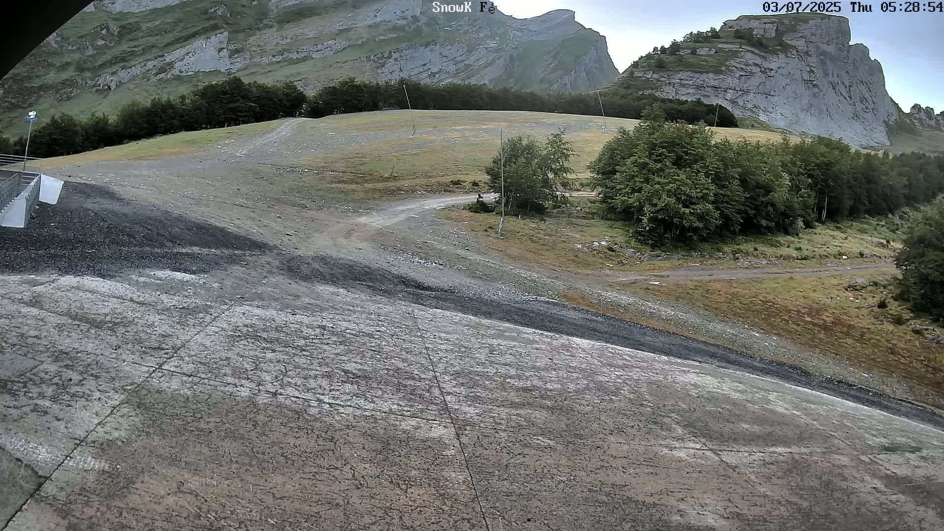 Gourette,  Pyrenees View from Snow K Fé Live Cam - Eaux-Bonnes,  Pyrenees-Atlantiques, Nouvelle-Aquitaine, France