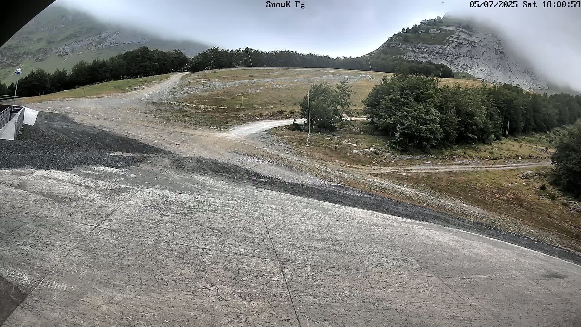 Gourette,  Pyrenees View from Snow K Fé Live Cam - Eaux-Bonnes,  Pyrenees-Atlantiques, Nouvelle-Aquitaine, France