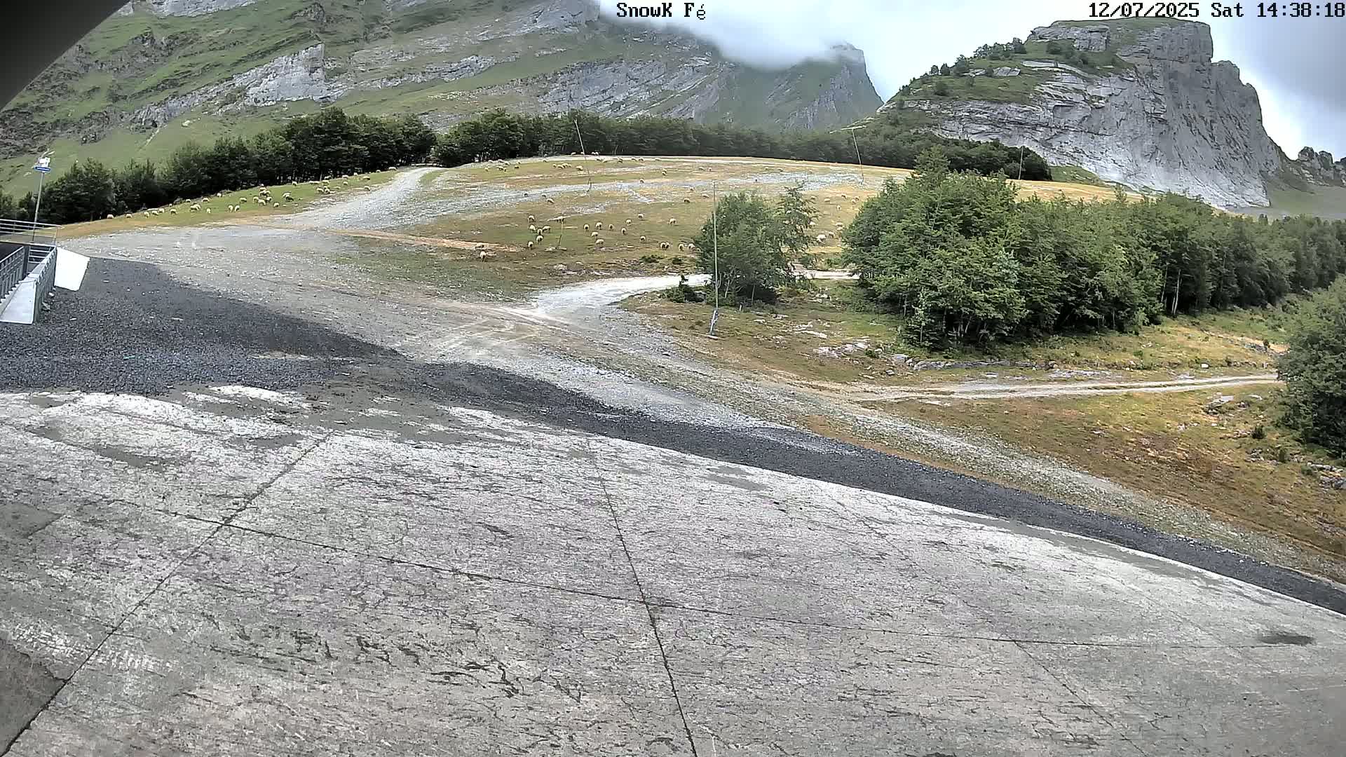 Gourette,  Pyrenees View from Snow K Fé Live Cam - Eaux-Bonnes,  Pyrenees-Atlantiques, Nouvelle-Aquitaine, France