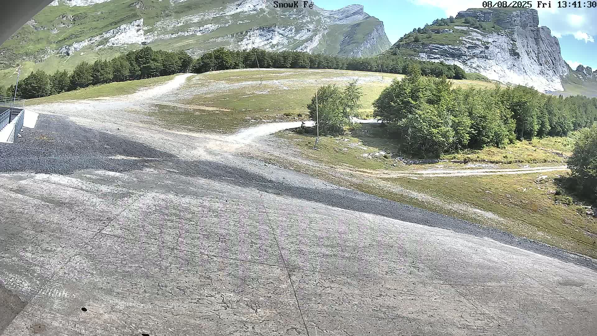 Gourette,  Pyrenees View from Snow K Fé Live Cam - Eaux-Bonnes,  Pyrenees-Atlantiques, Nouvelle-Aquitaine, France