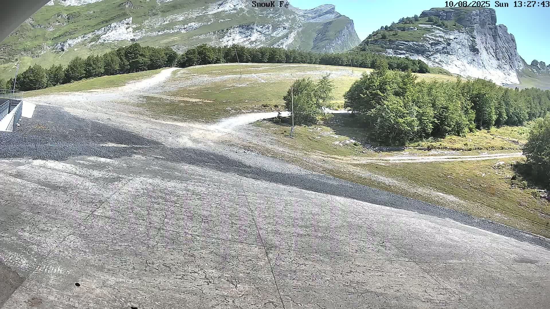 Gourette,  Pyrenees View from Snow K Fé Live Cam - Eaux-Bonnes,  Pyrenees-Atlantiques, Nouvelle-Aquitaine, France
