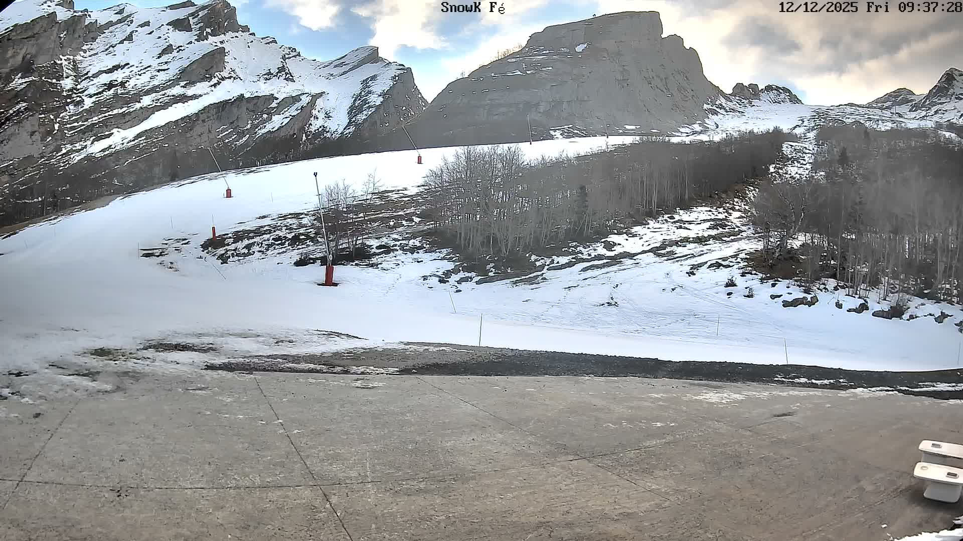 Gourette,  Pyrenees View from Snow K Fé Live Cam - Eaux-Bonnes,  Pyrenees-Atlantiques, Nouvelle-Aquitaine, France
