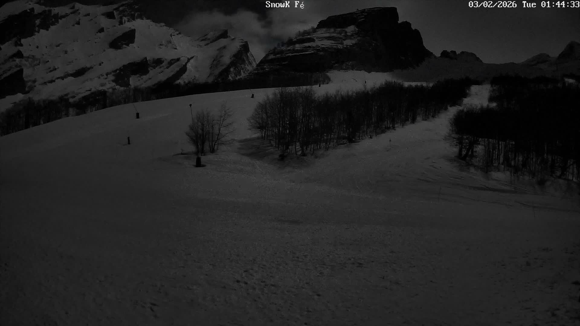 Gourette,  Pyrenees View from Snow K Fé Live Cam - Eaux-Bonnes,  Pyrenees-Atlantiques, Nouvelle-Aquitaine, France